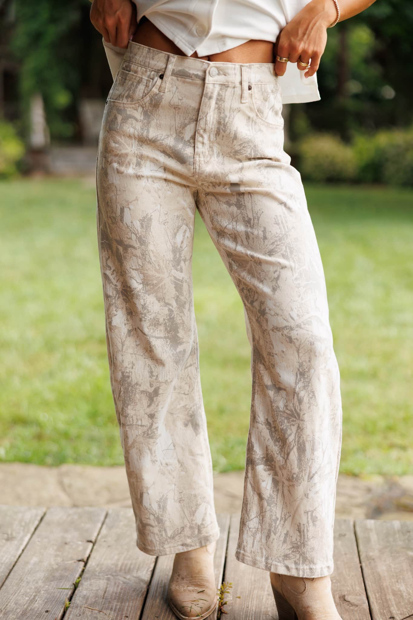 Camo Curve Barrel Jeans