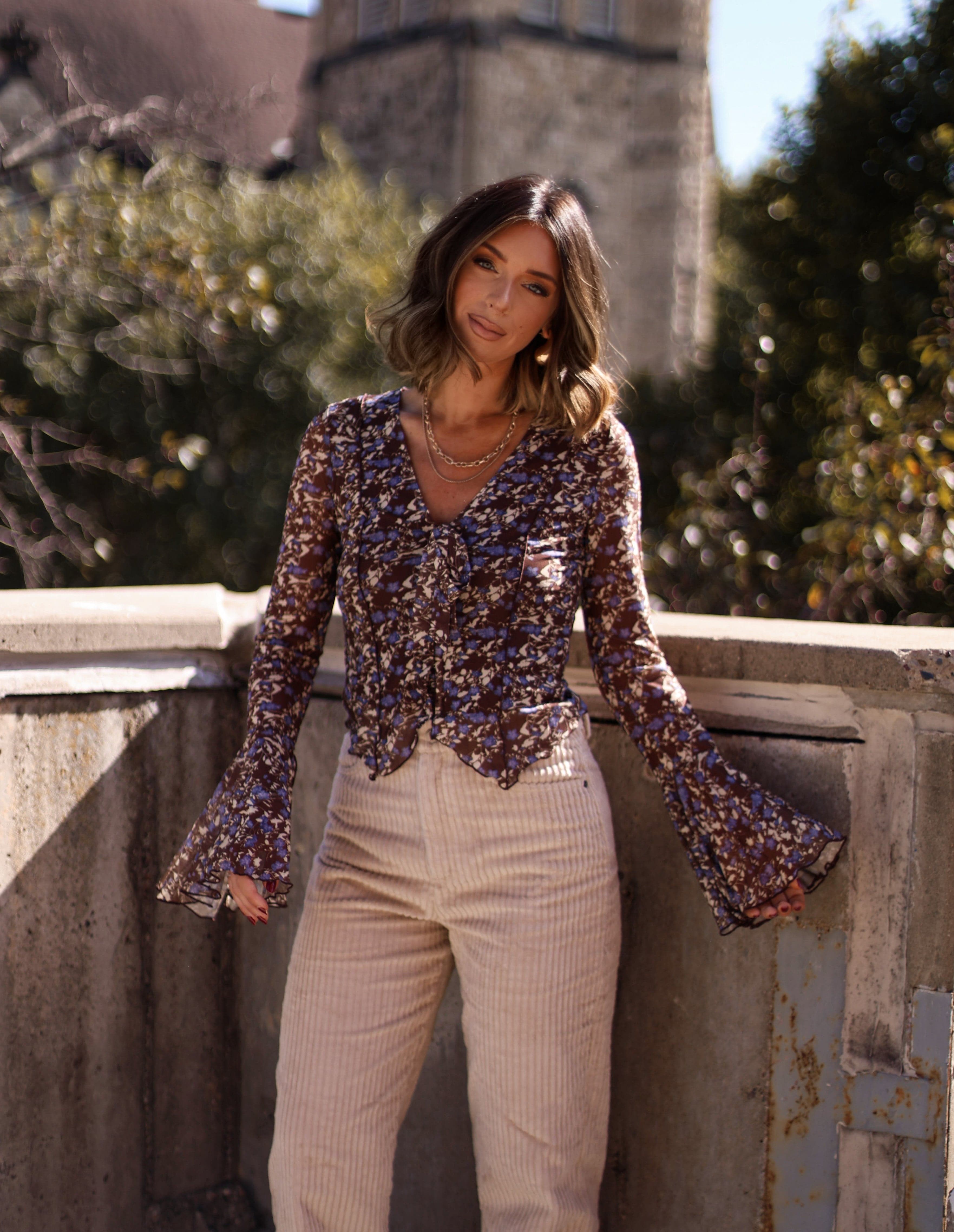 Falling Leaf Floral Top Promesa