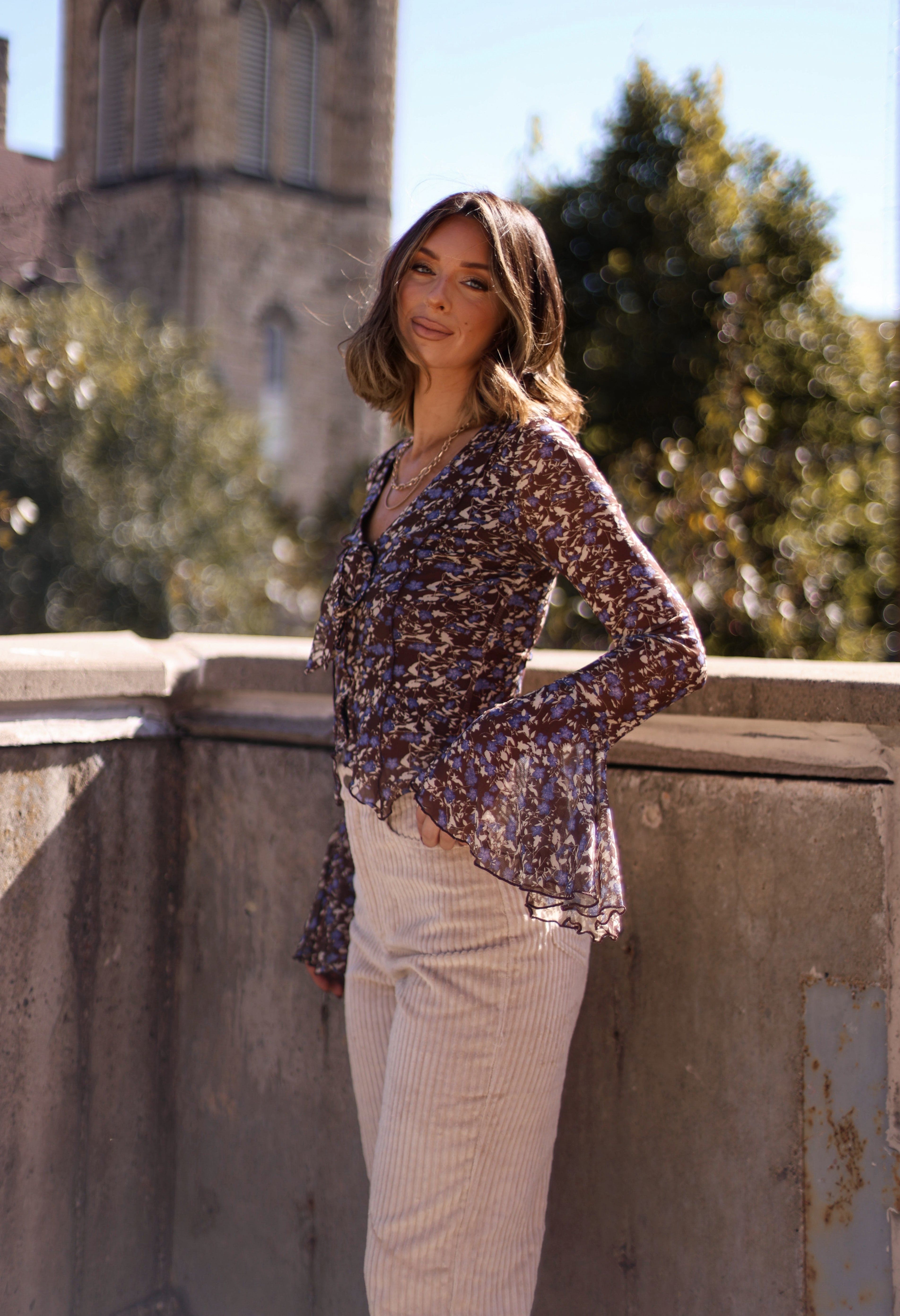 Falling Leaf Floral Top Promesa