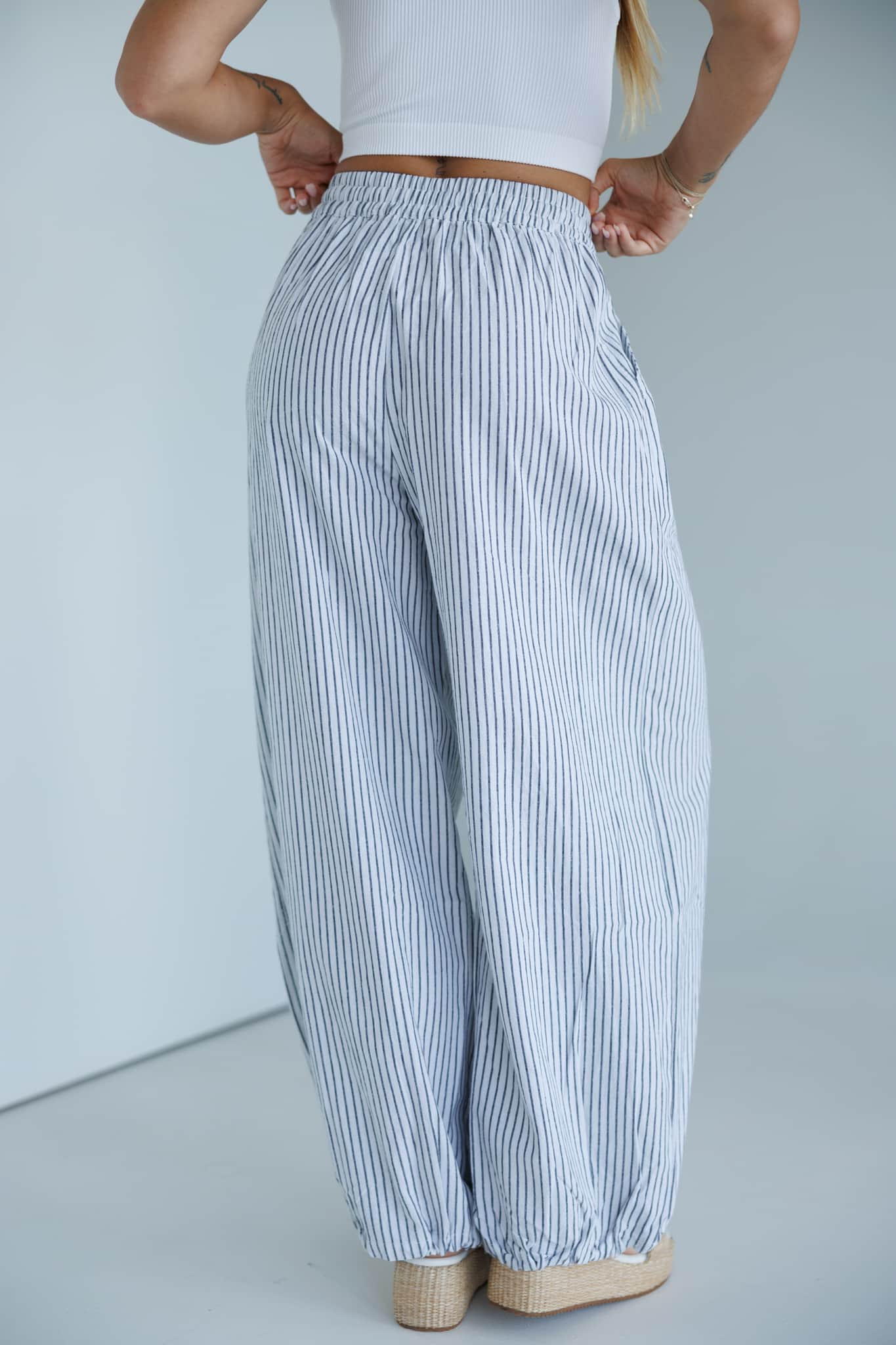 white/black
