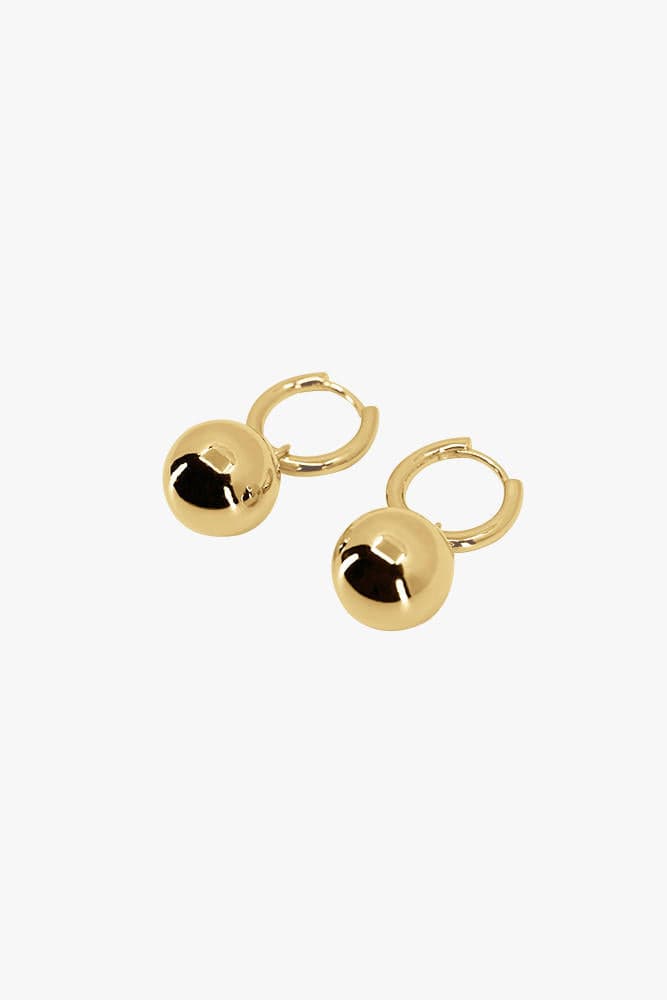 JE1001 gold huggie hoop earrings by together