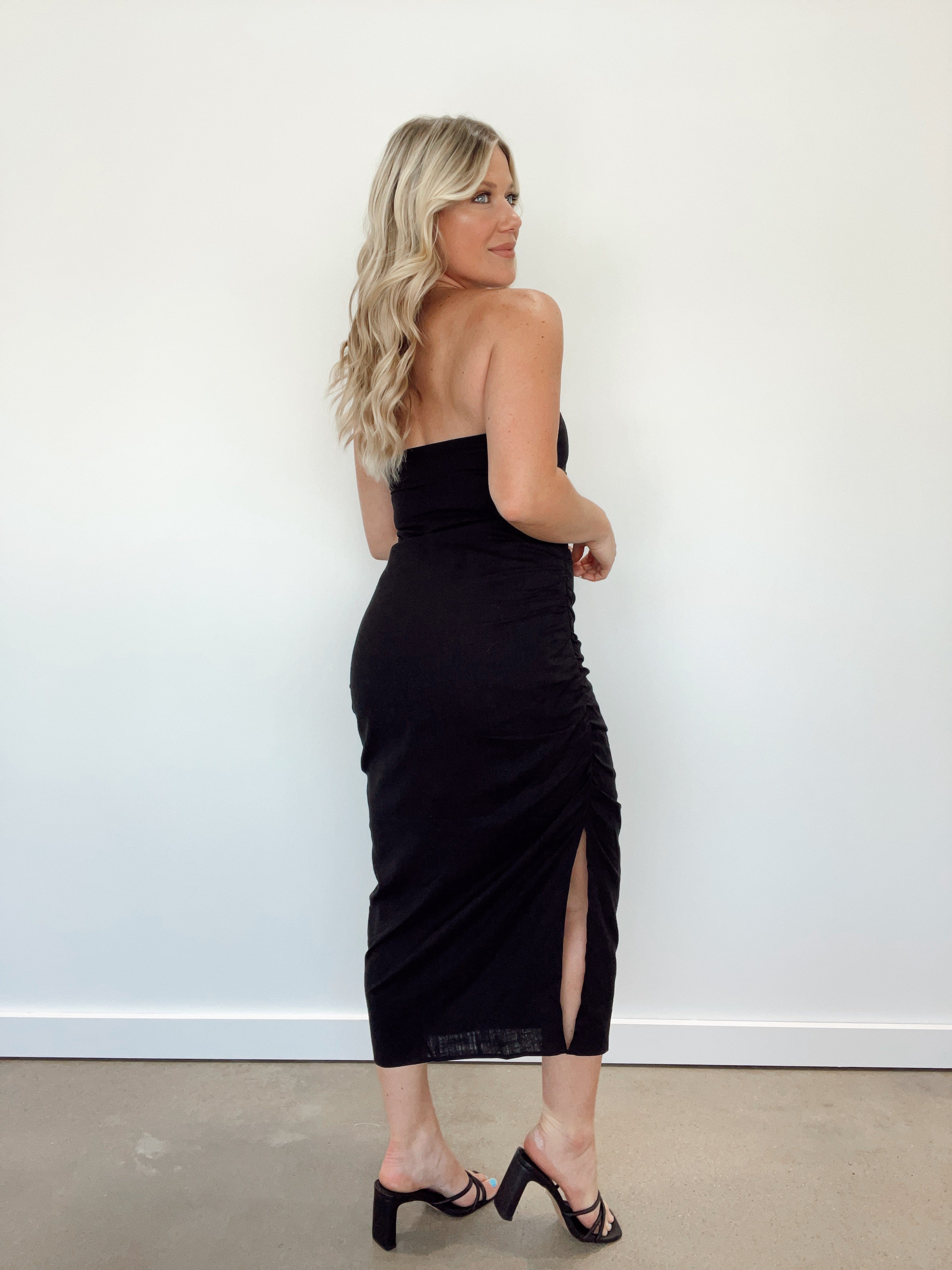 KD7585 black tube ruched midi dress LE LIS