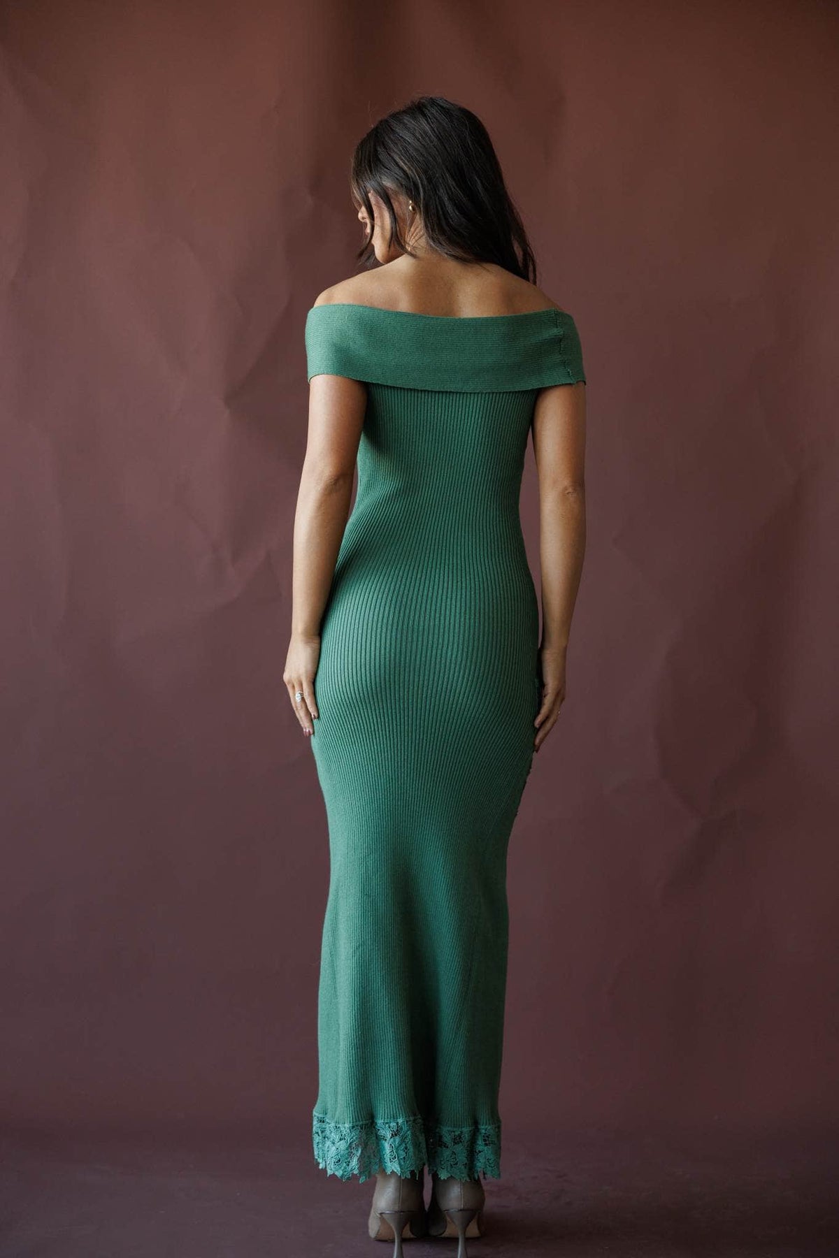 Green off the shoulder ribbed maxi dress