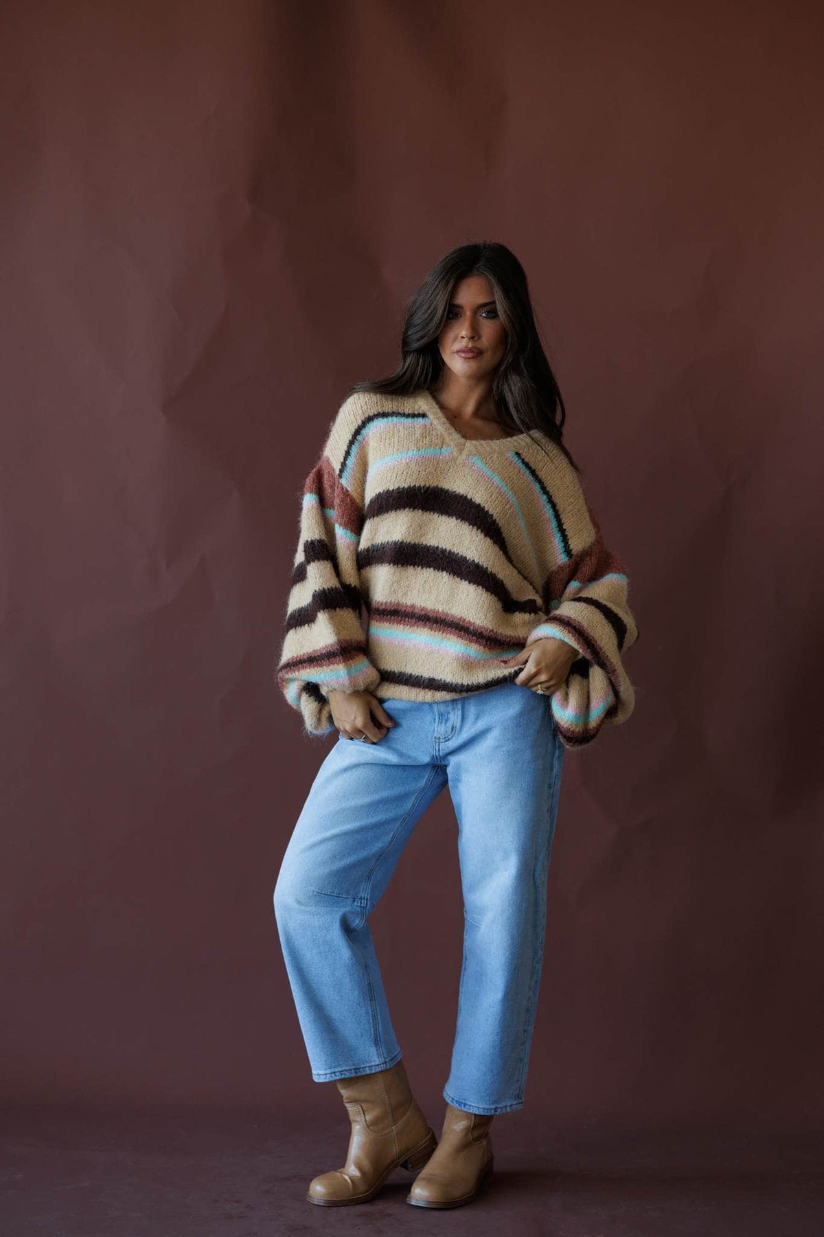 Light wash barrel leg jeans