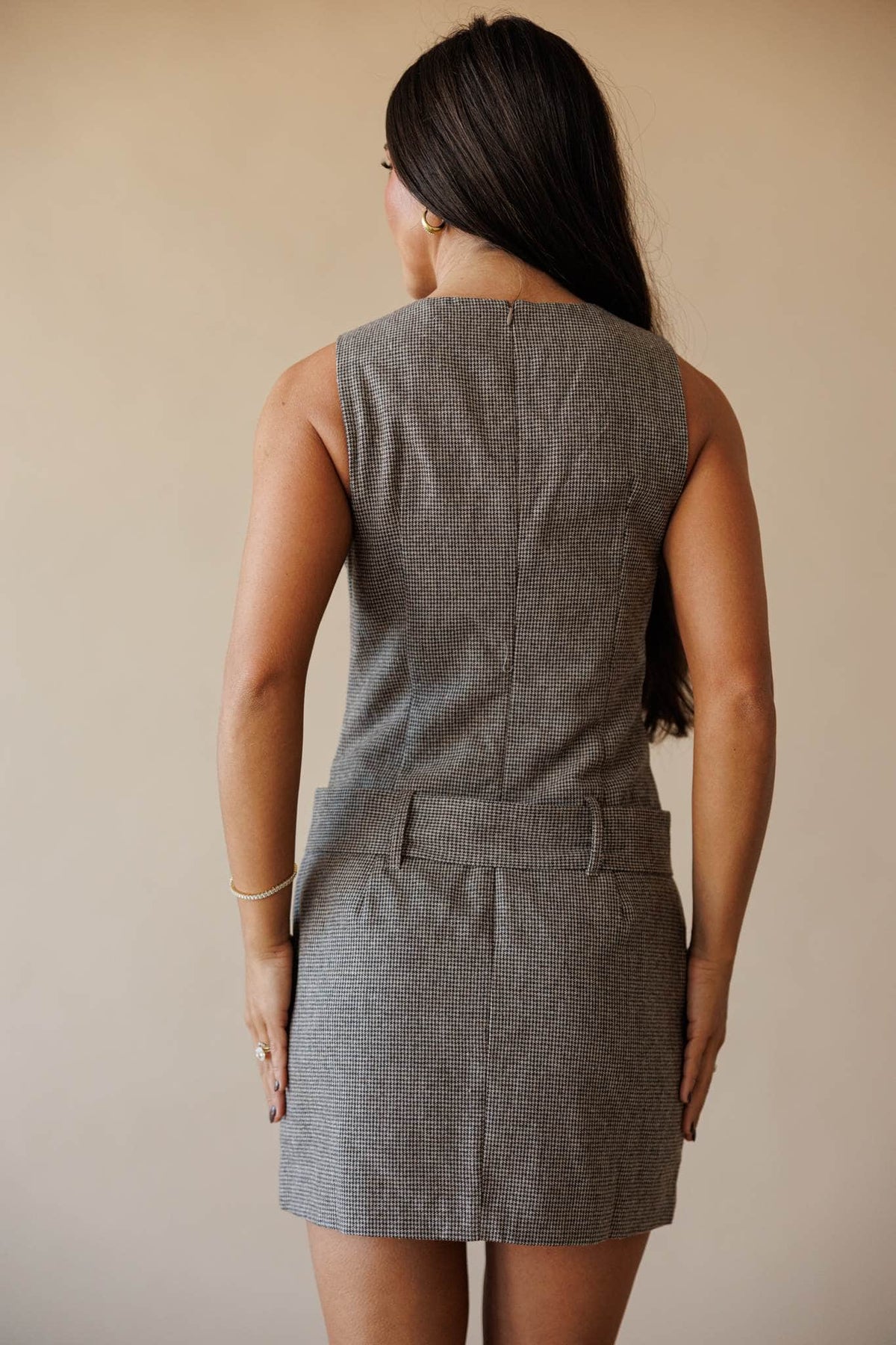Brown houndstooth sleeveless mini dress
