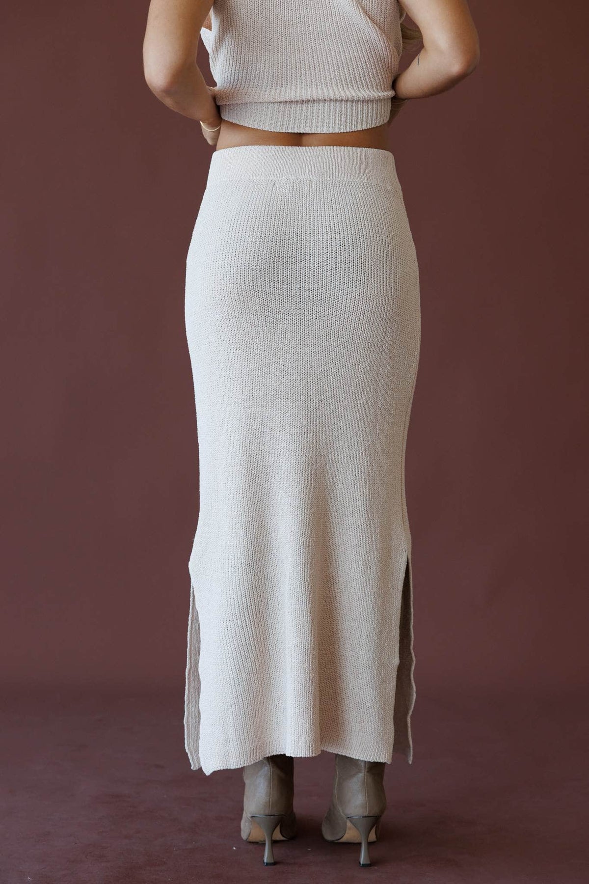 Tan knit skirt