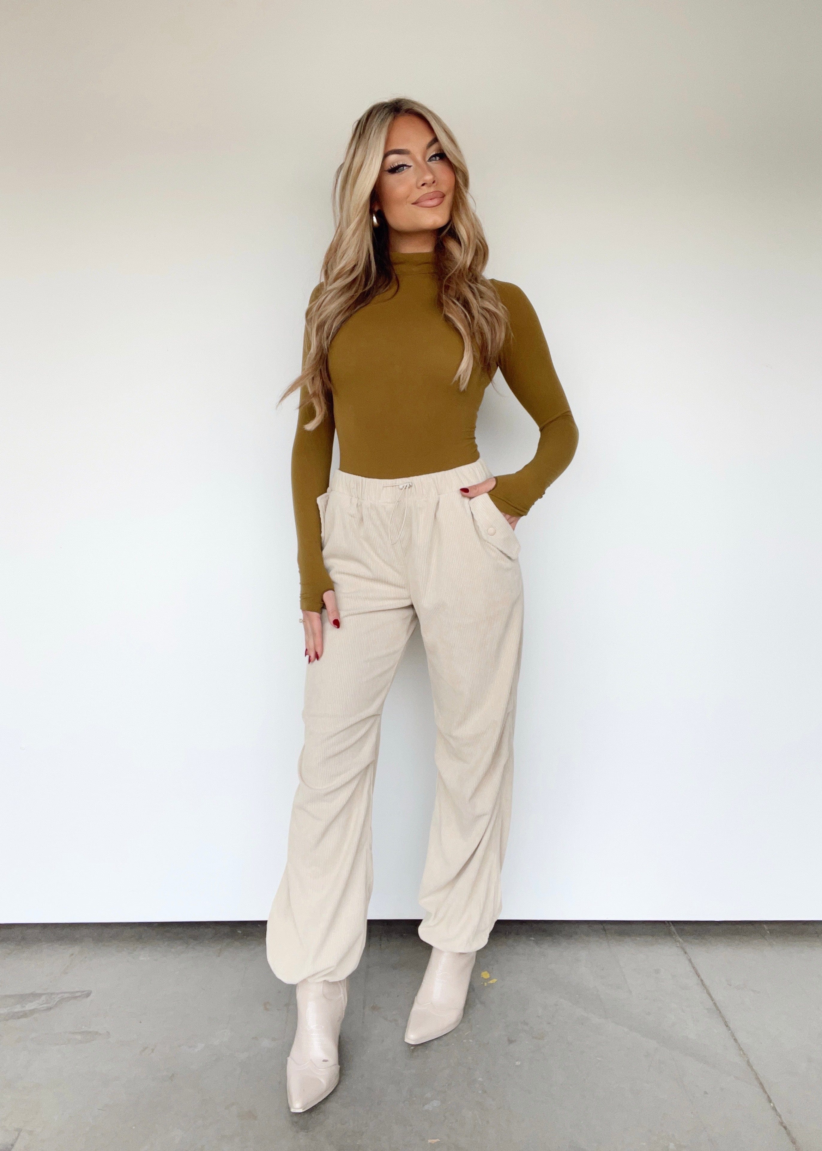 SP8859-LANE cream cord joggers LE LIS