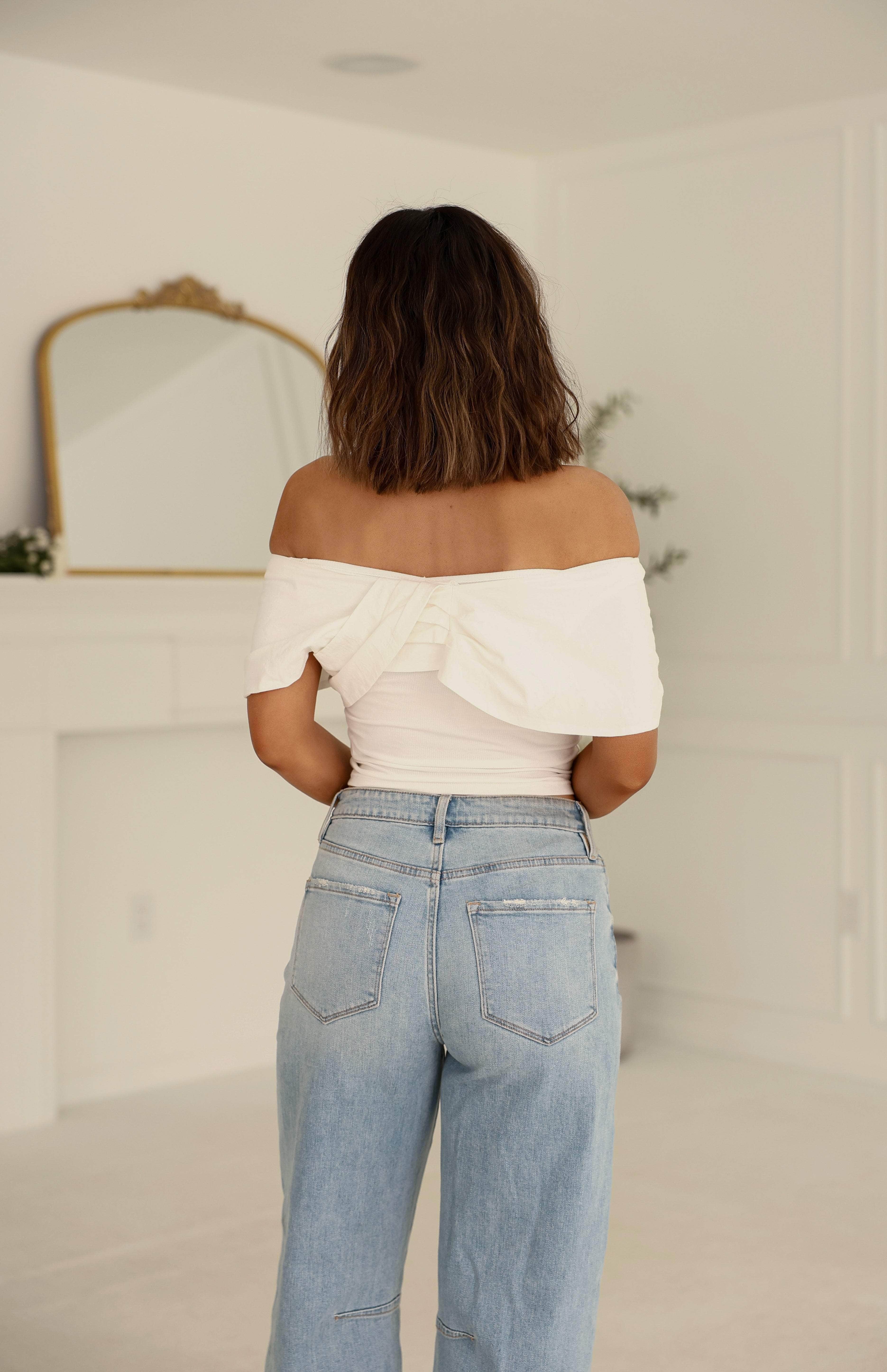 Twist Your Story Top