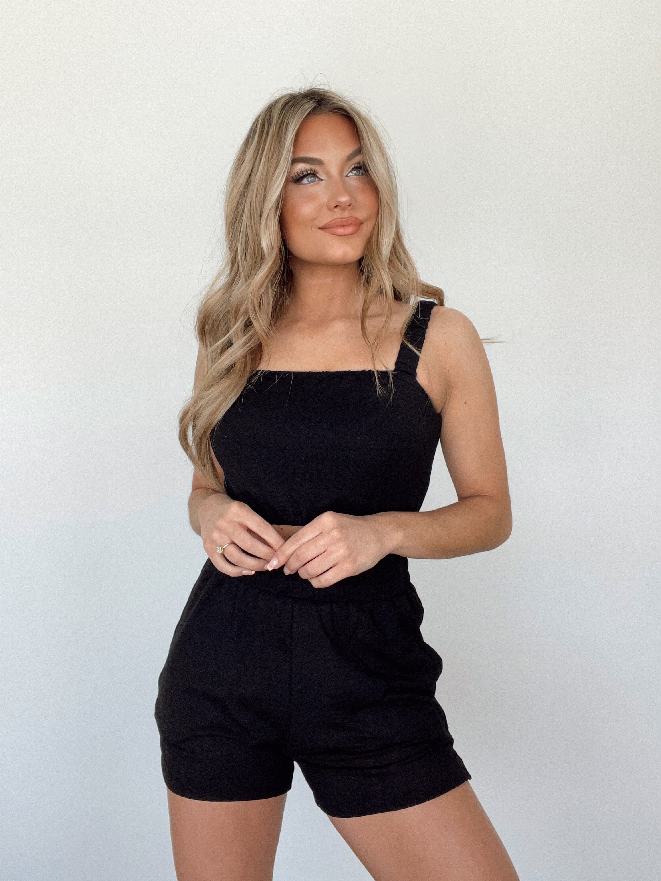 WL22-7338 black top Wishlist