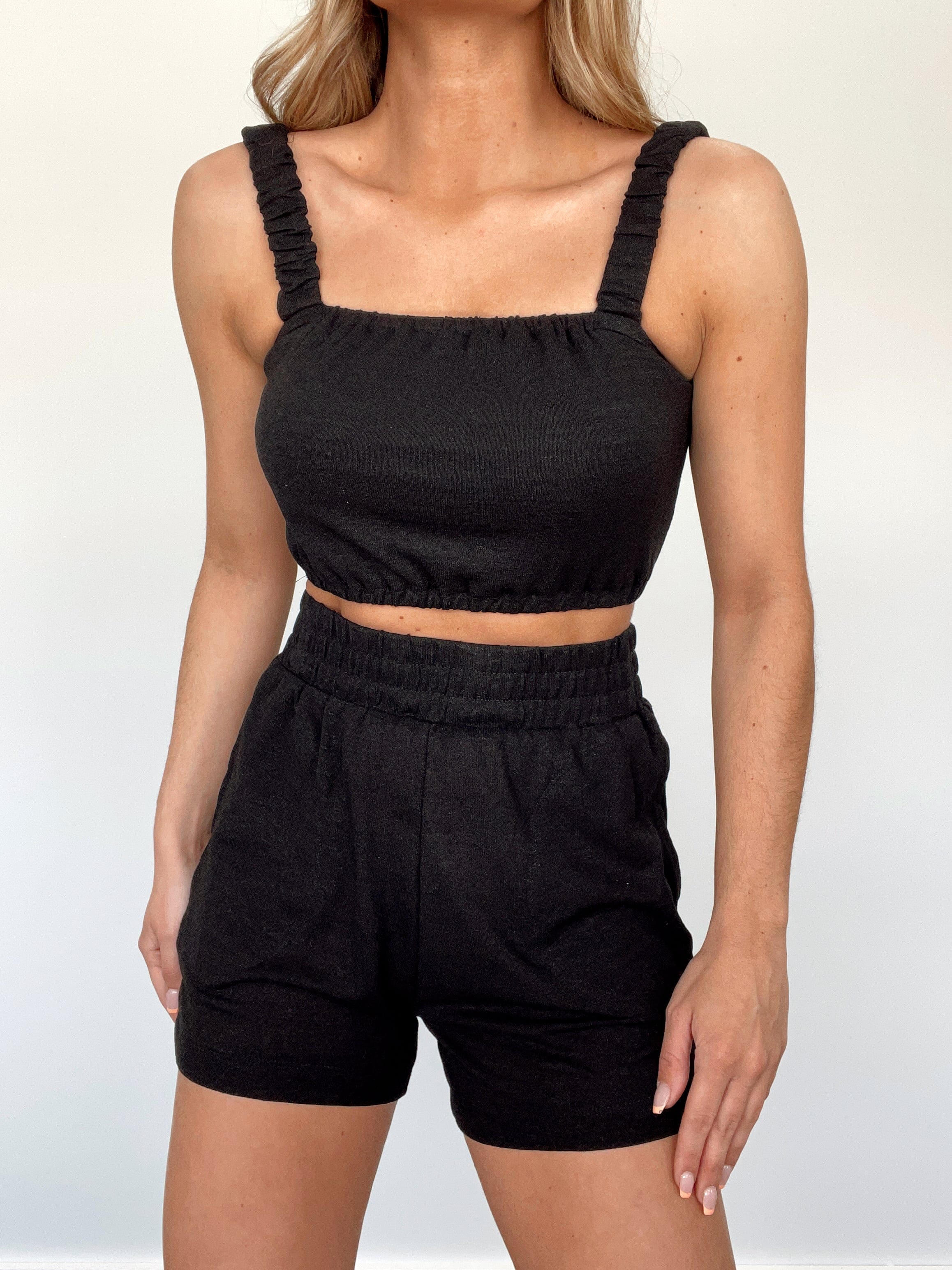 WL22-7338 black top Wishlist