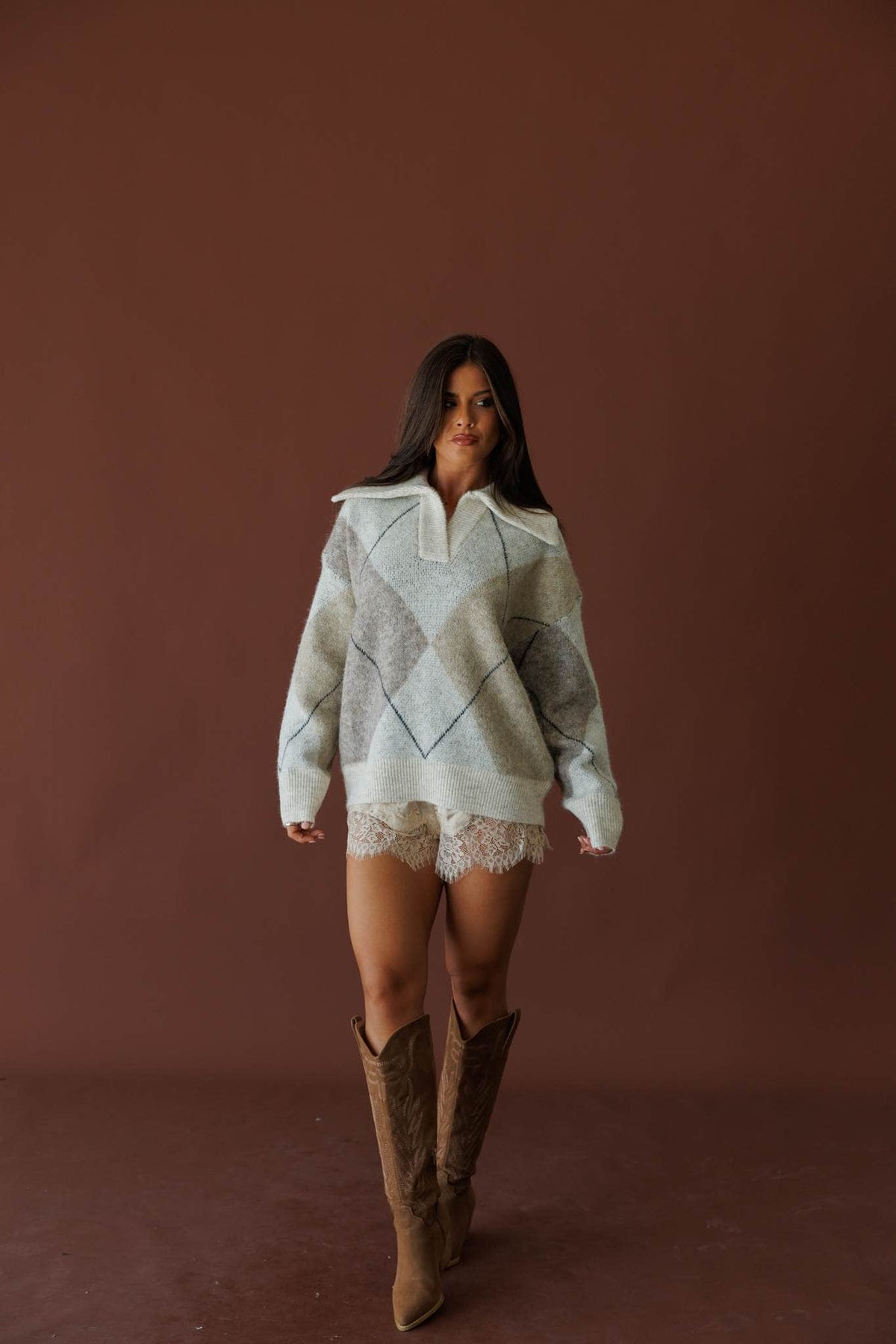 Ivory lace trim shorts