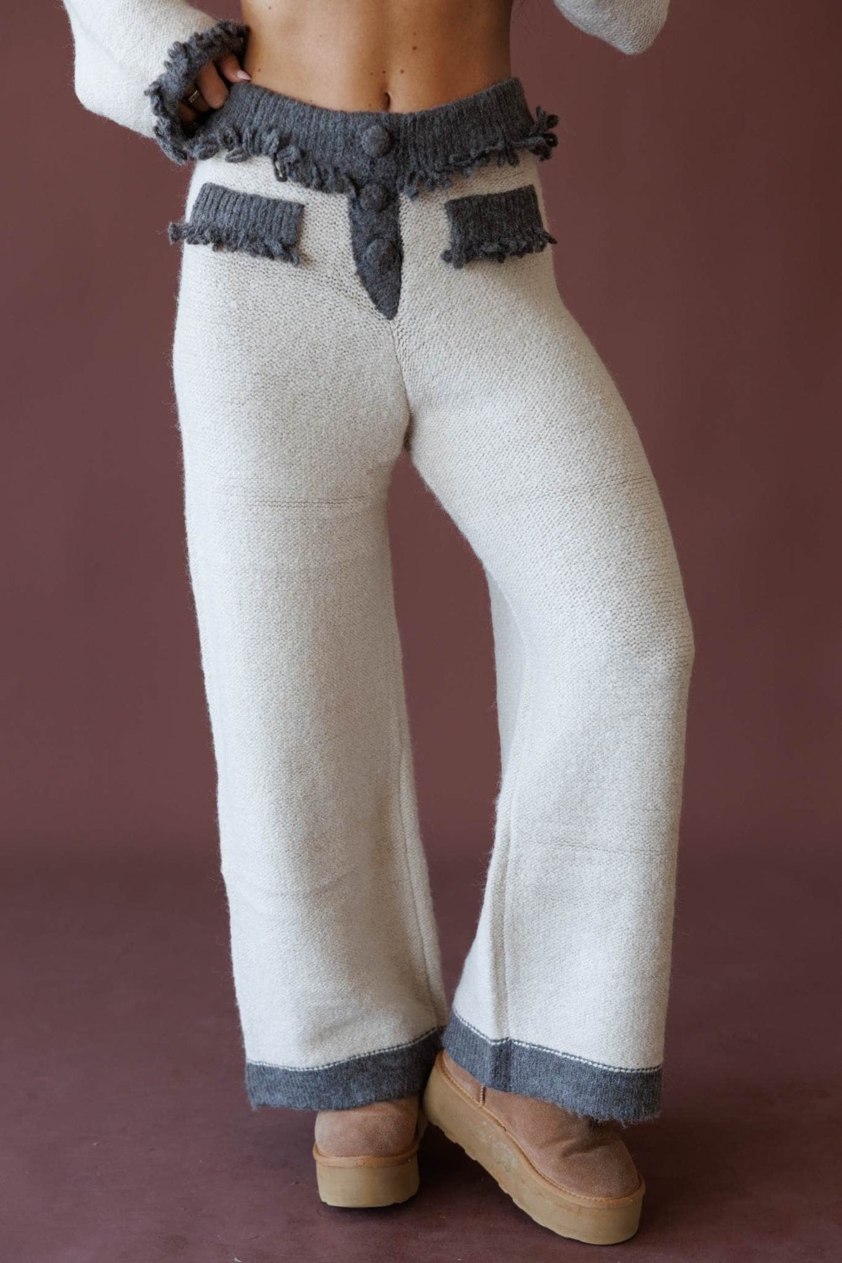Oatmeal knit pants, front view