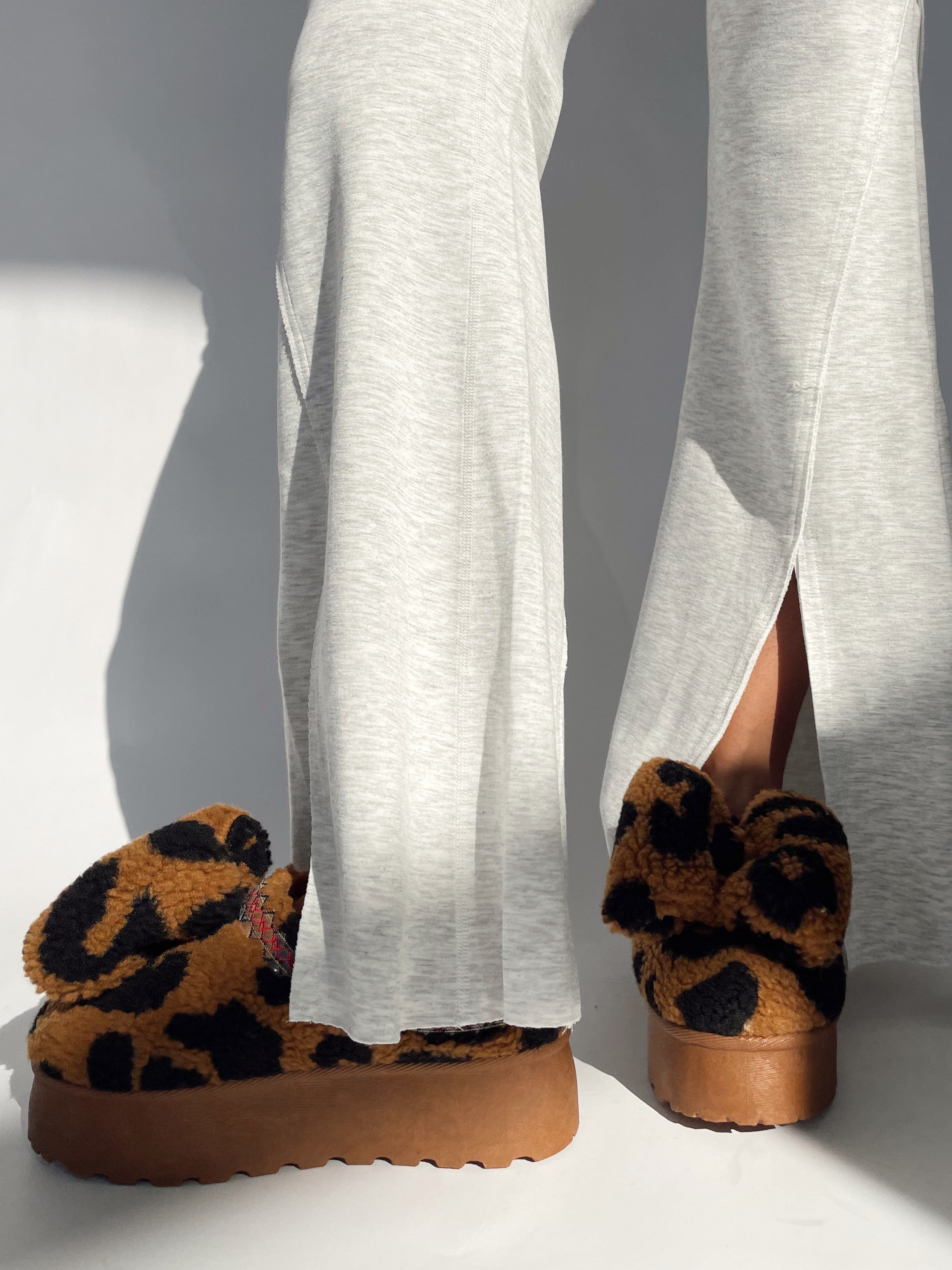 Leopard Platform Slides