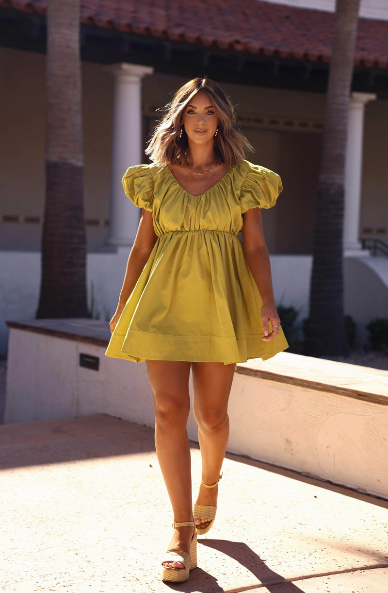 Pleated Printed Shift Maxi Dress-Canyon Sunset
