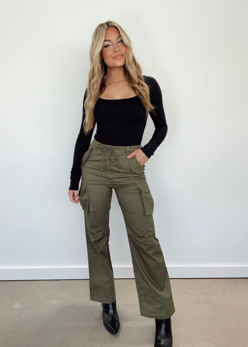 Eros Port harcourt - New in baggy cargo pants available exactly as seen  Price: 12,000 Size: 8-16 Dm to place order #luxurywears #poshladies  #clothingstore #legitvendors #onlineboutique #explore | Facebook