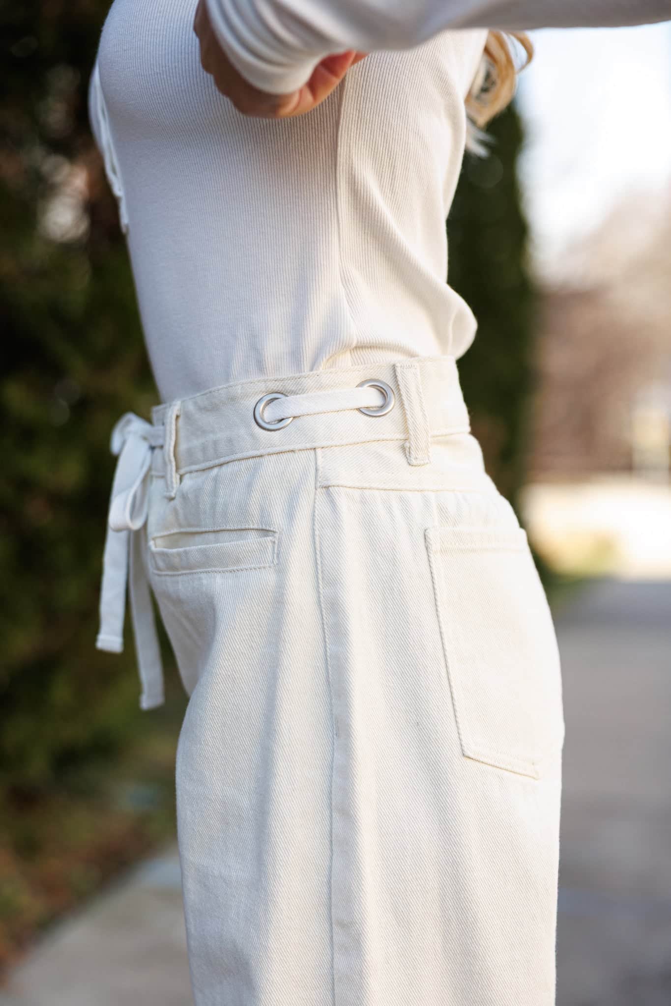 Cream Eyelet Barrel Jeans