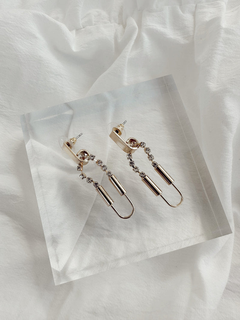 E19015 gold earrings EFG