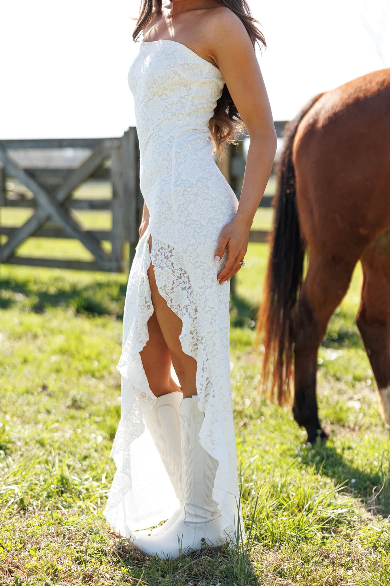 Forever Starts Here Elegant Lace Tube Maxi Dress for Women, Ivory, Size L Forever Starts Here Elegant Lace Tube Maxi Dress for Women, Ivory, Size L