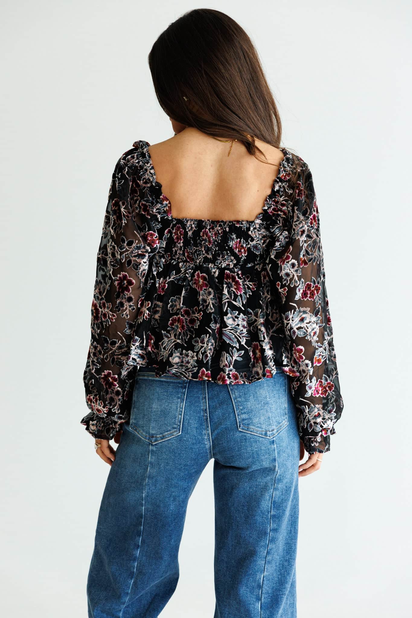 Floral Feelings Velvet Top