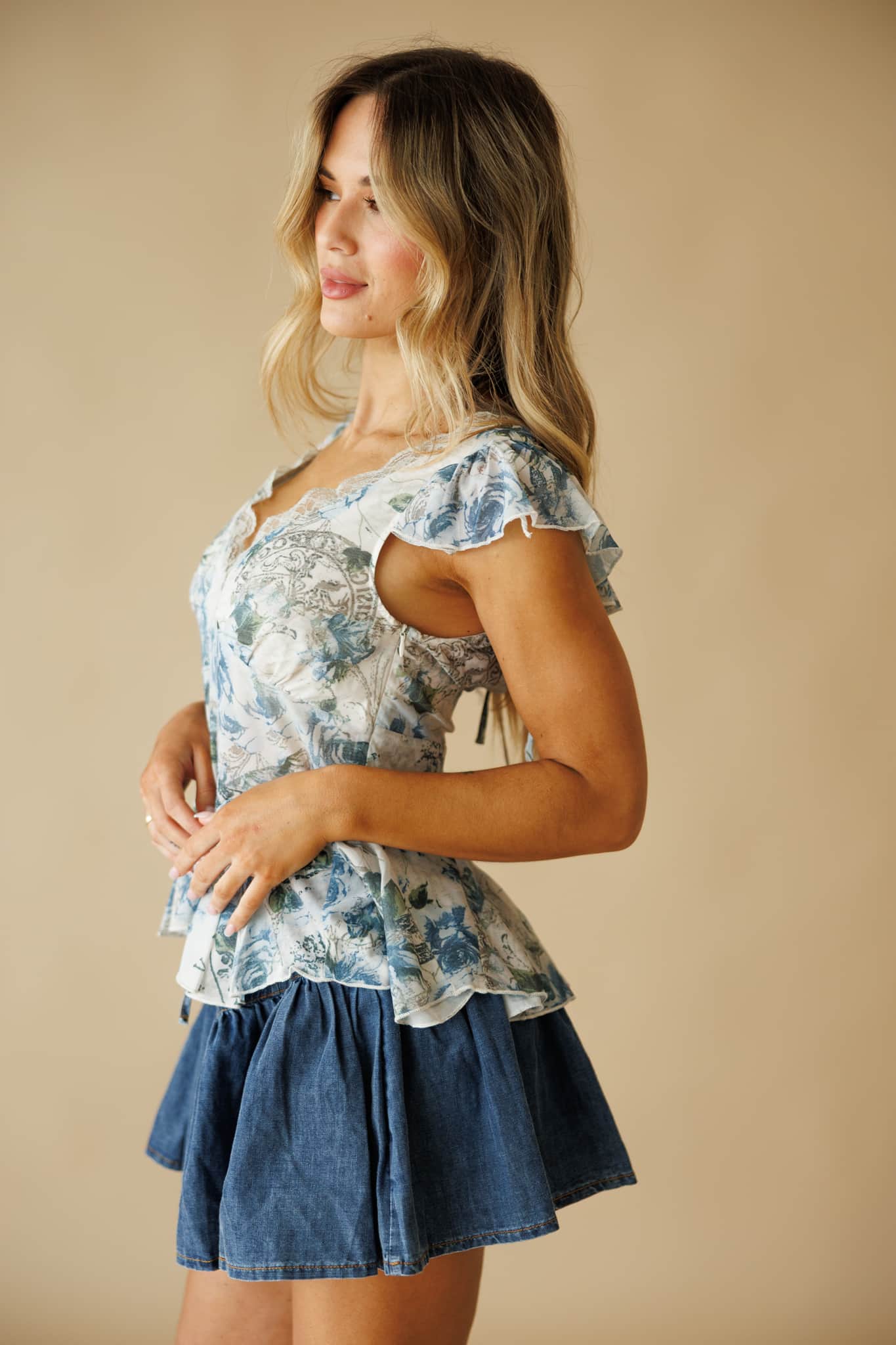 Flutter Sleeve Floral Top