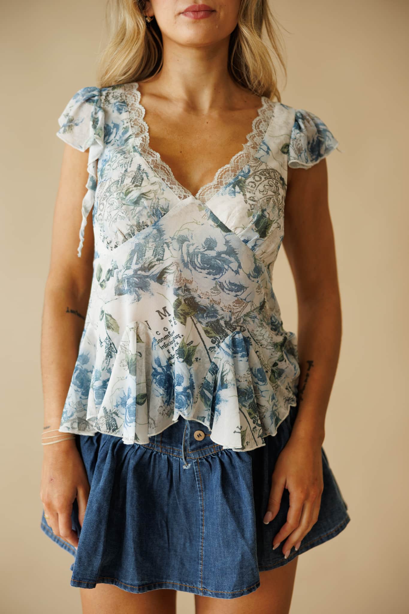 Flutter Sleeve Floral Top