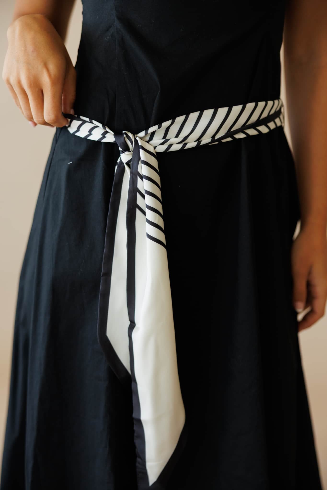 [Pre-Order!] Manhattan Moment Dress