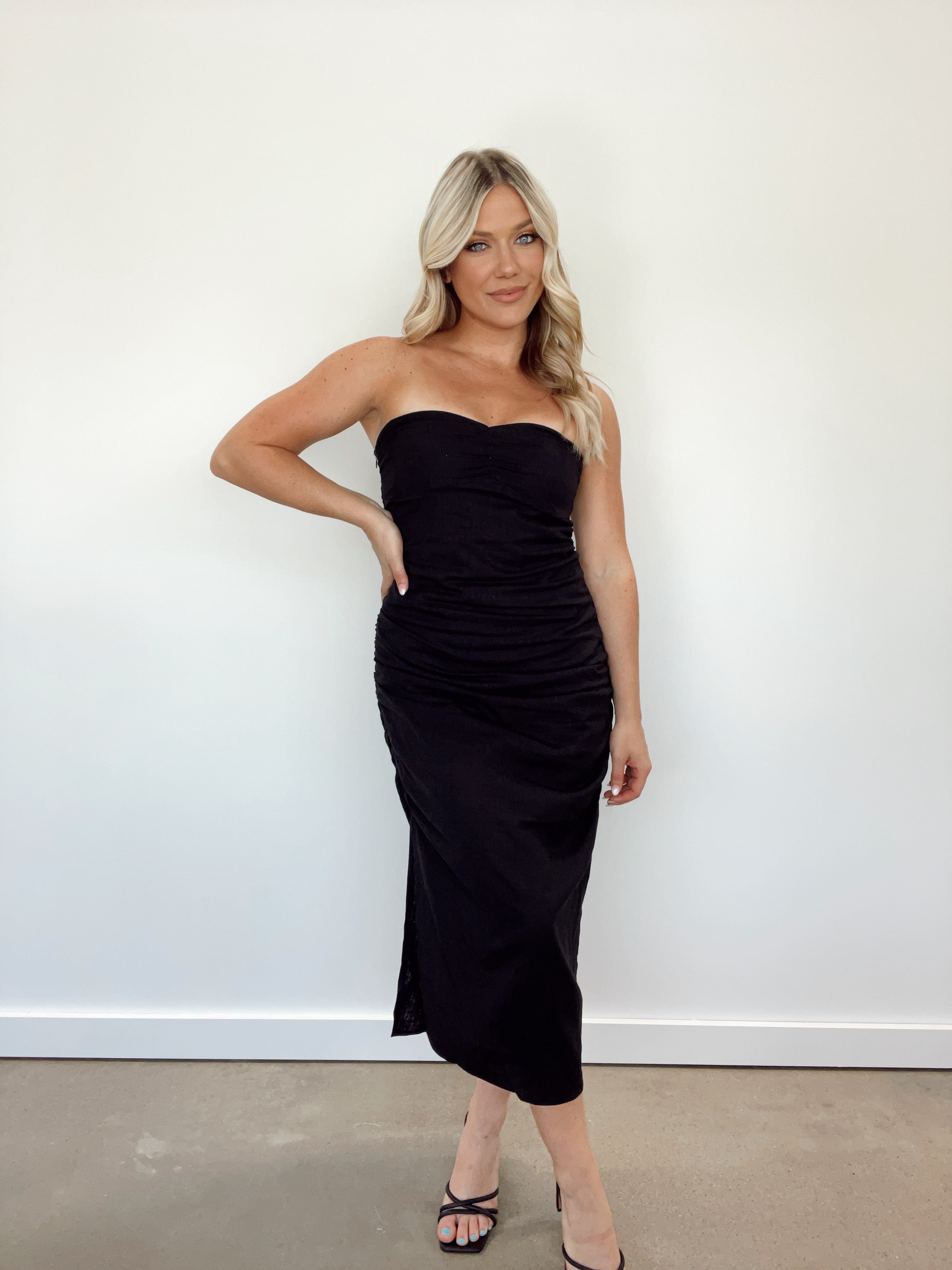 KD7585 black tube ruched midi dress LE LIS