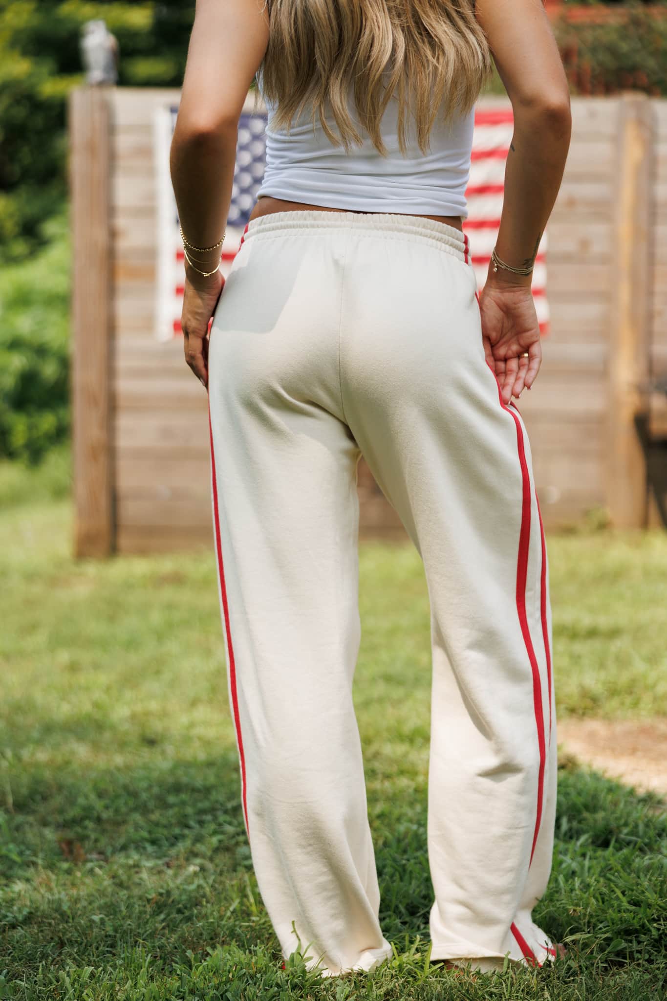 cream red