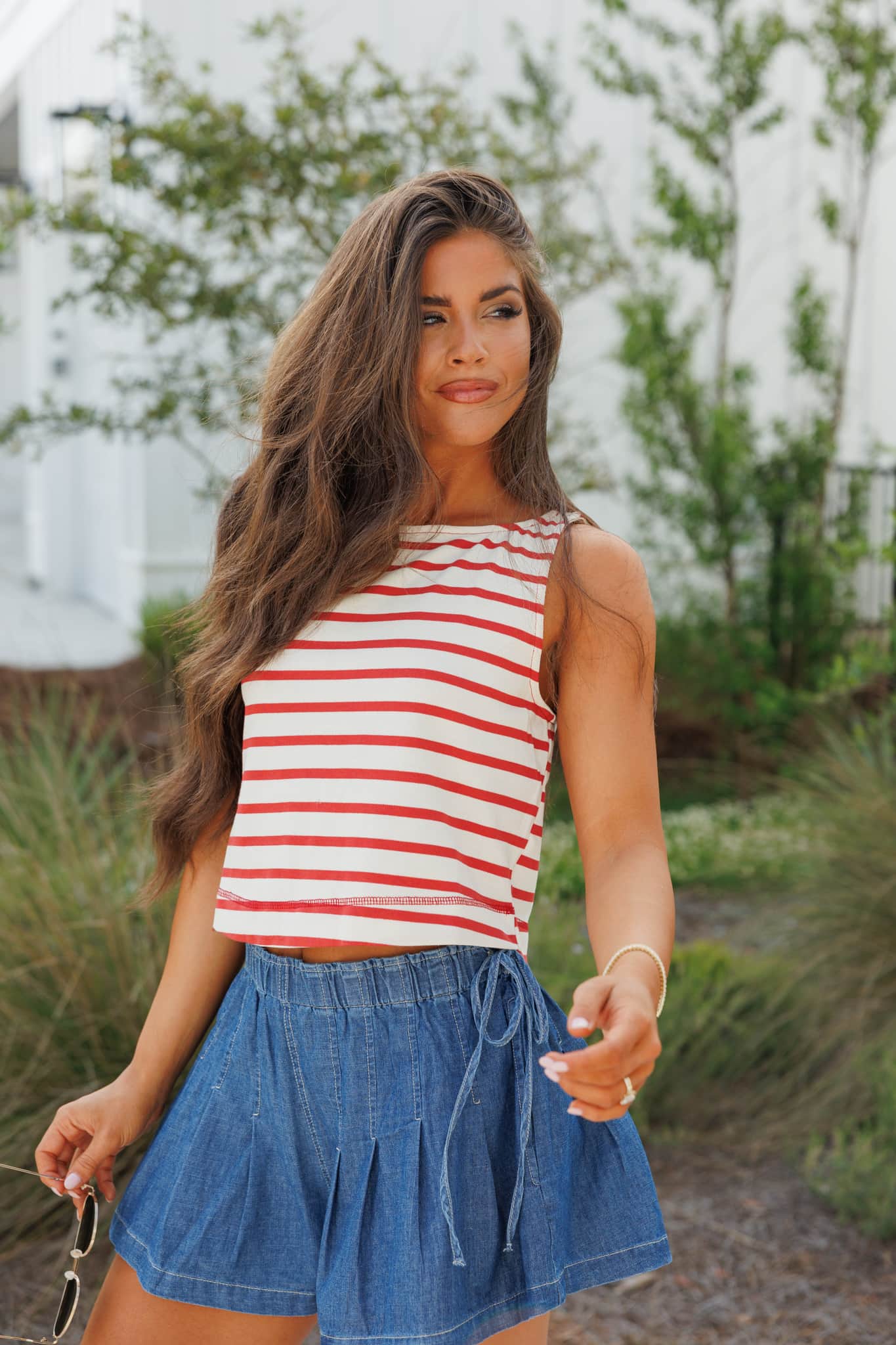 Red Ribbon Tank