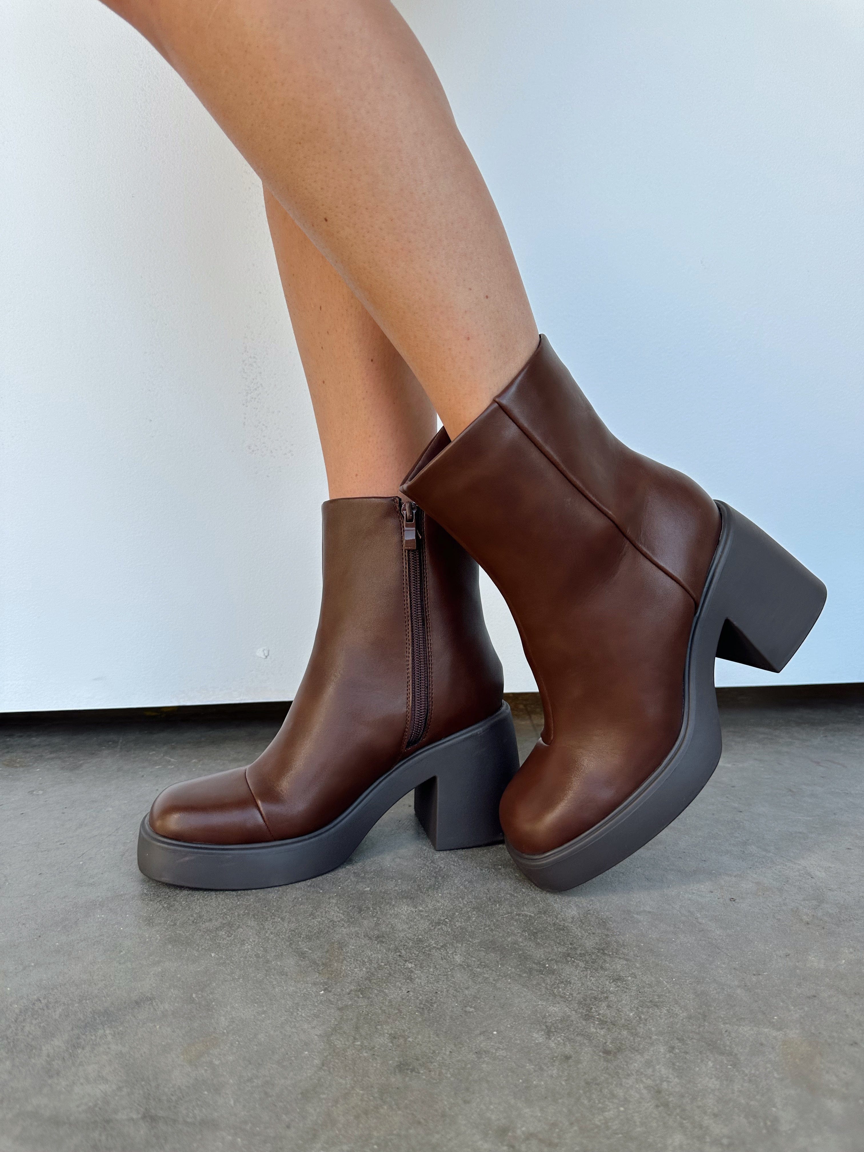 MARINO-44-A12-BW brown bootie Ccocci