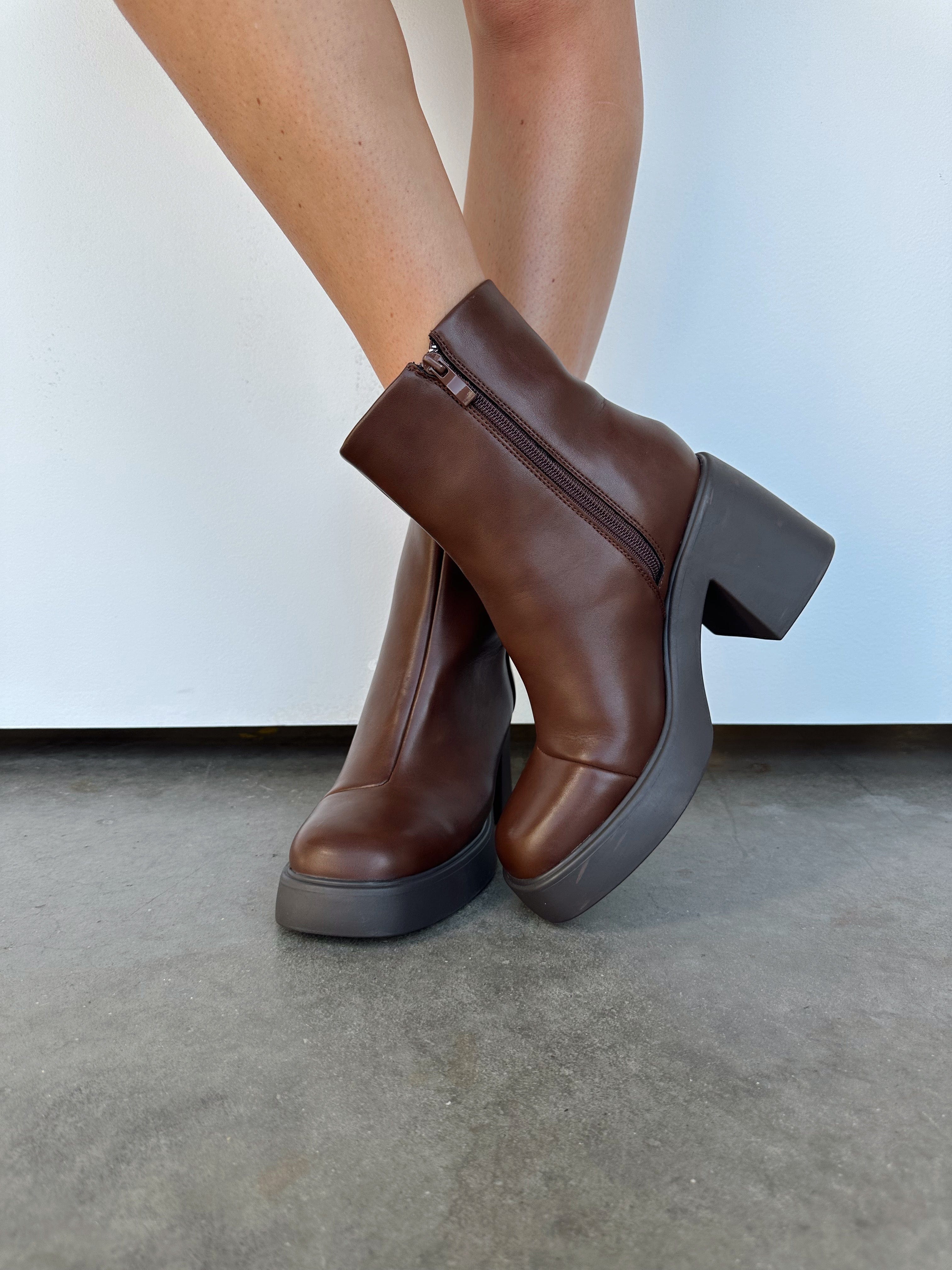 MARINO-44-A12-BW brown bootie Ccocci