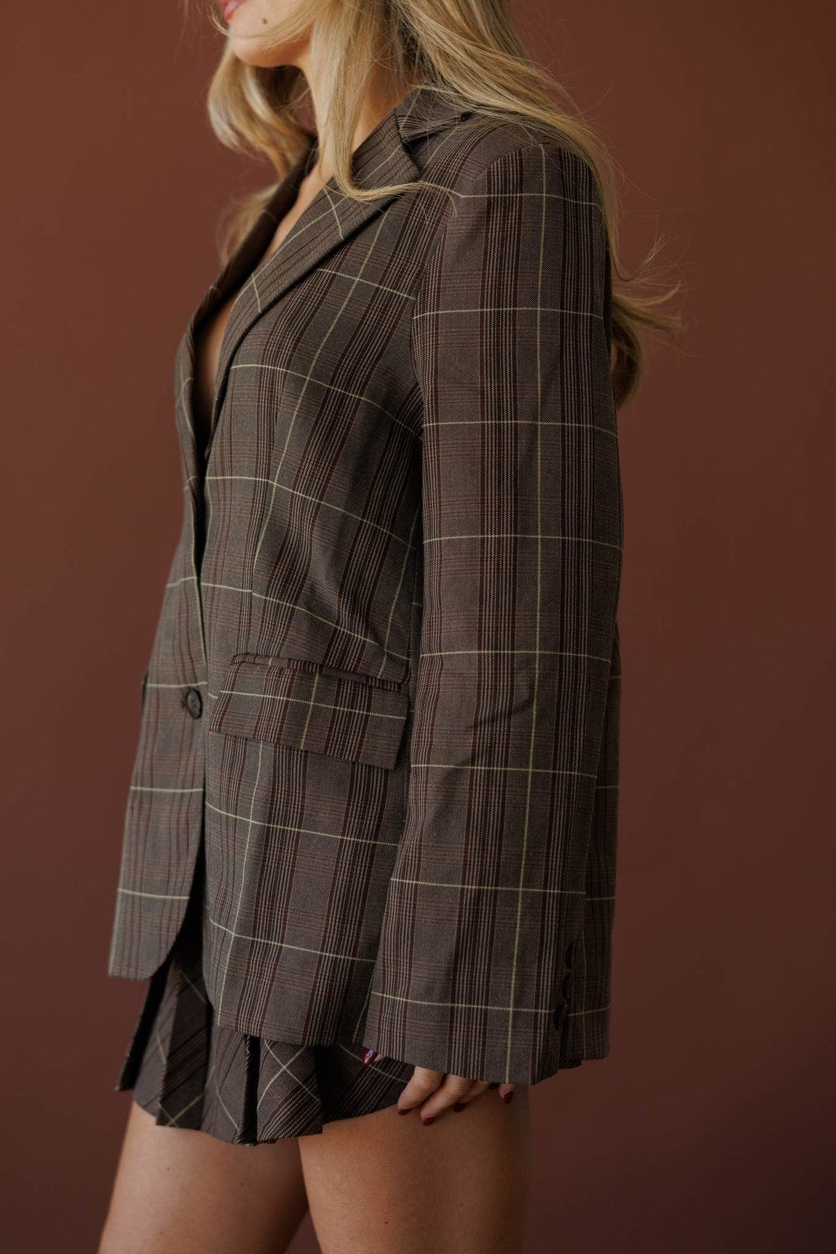 Board Meeting Plaid Blazer, side view of the oversized fit