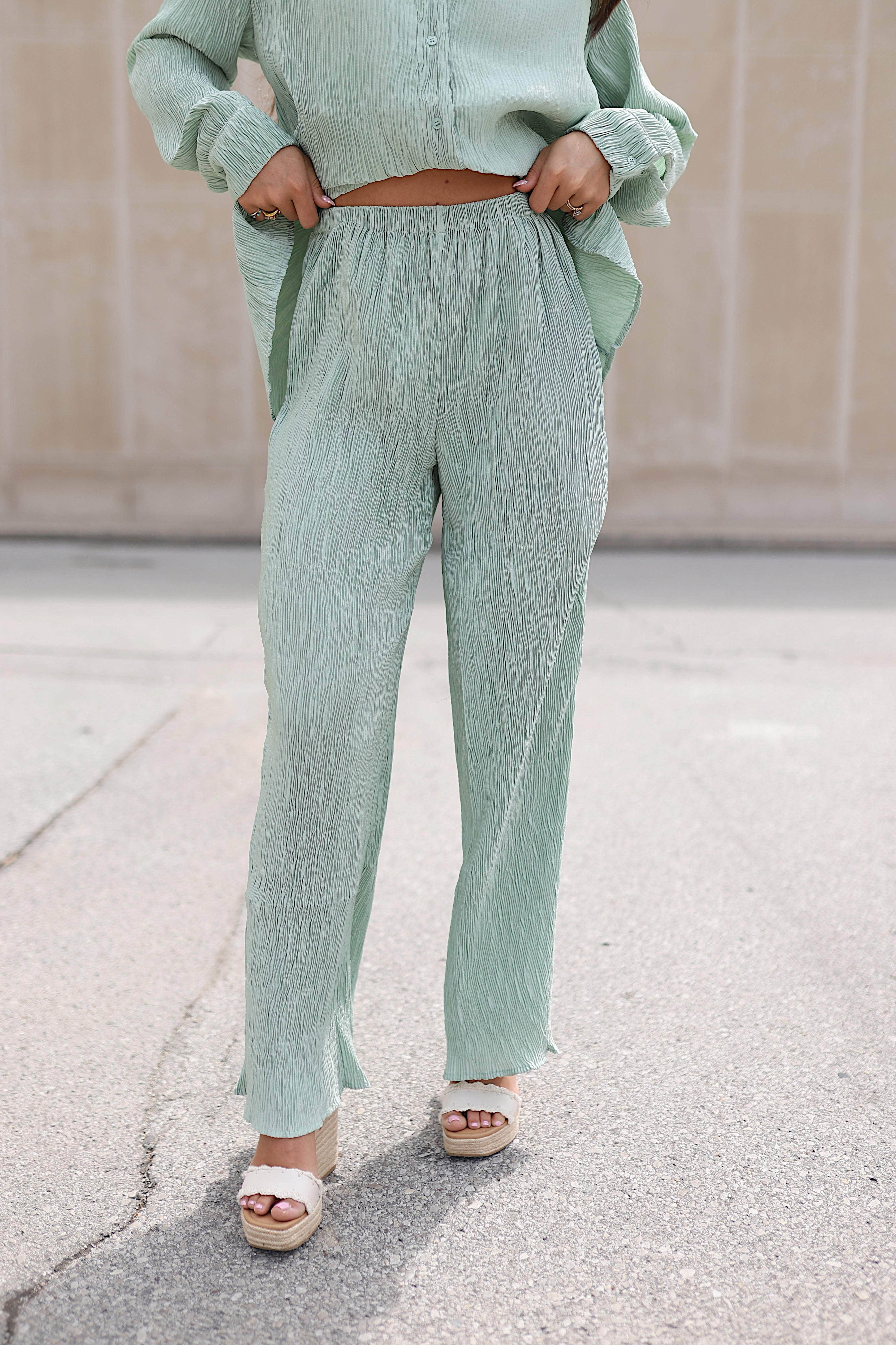 Passionate Plisse Pant