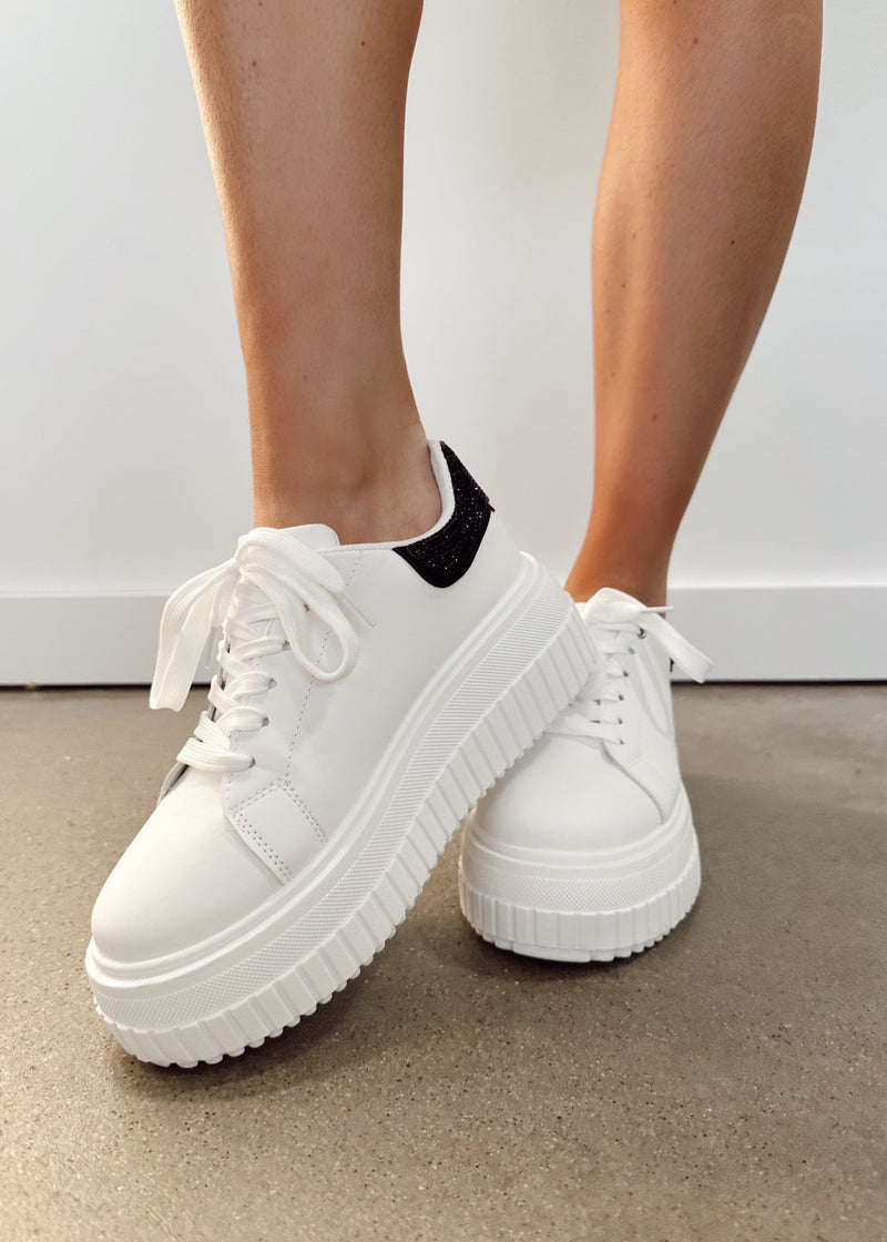 PENA-02 white/black rhinestone sneaker qupid