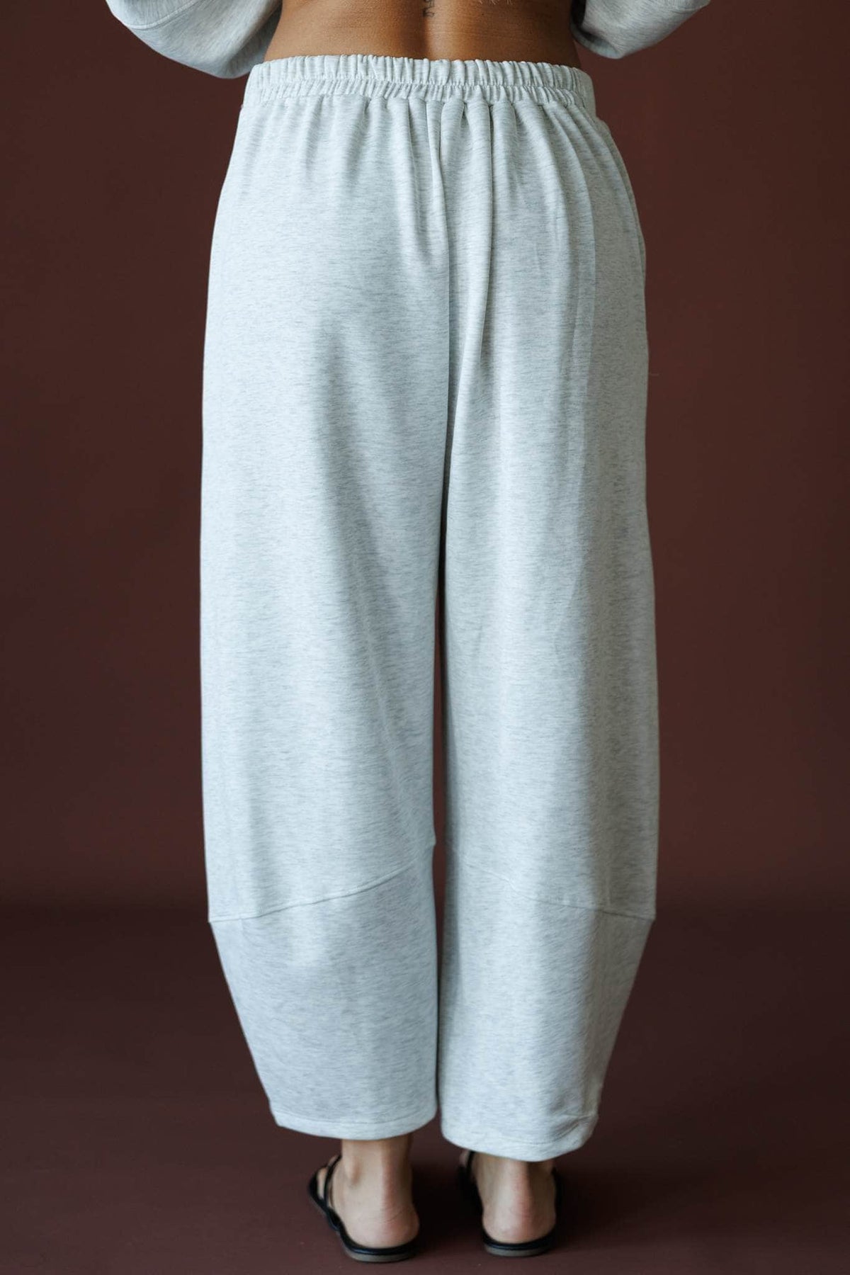 Scuba Barrel Sweatpants in ash grey, back view close-up of the barrel leg