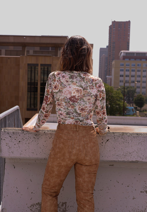 Spiced Floral Top Promesa