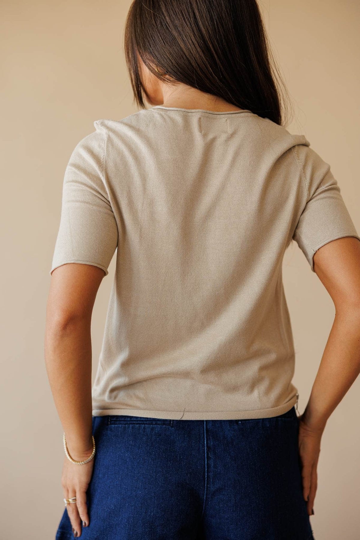 Taupe short sleeve knit top