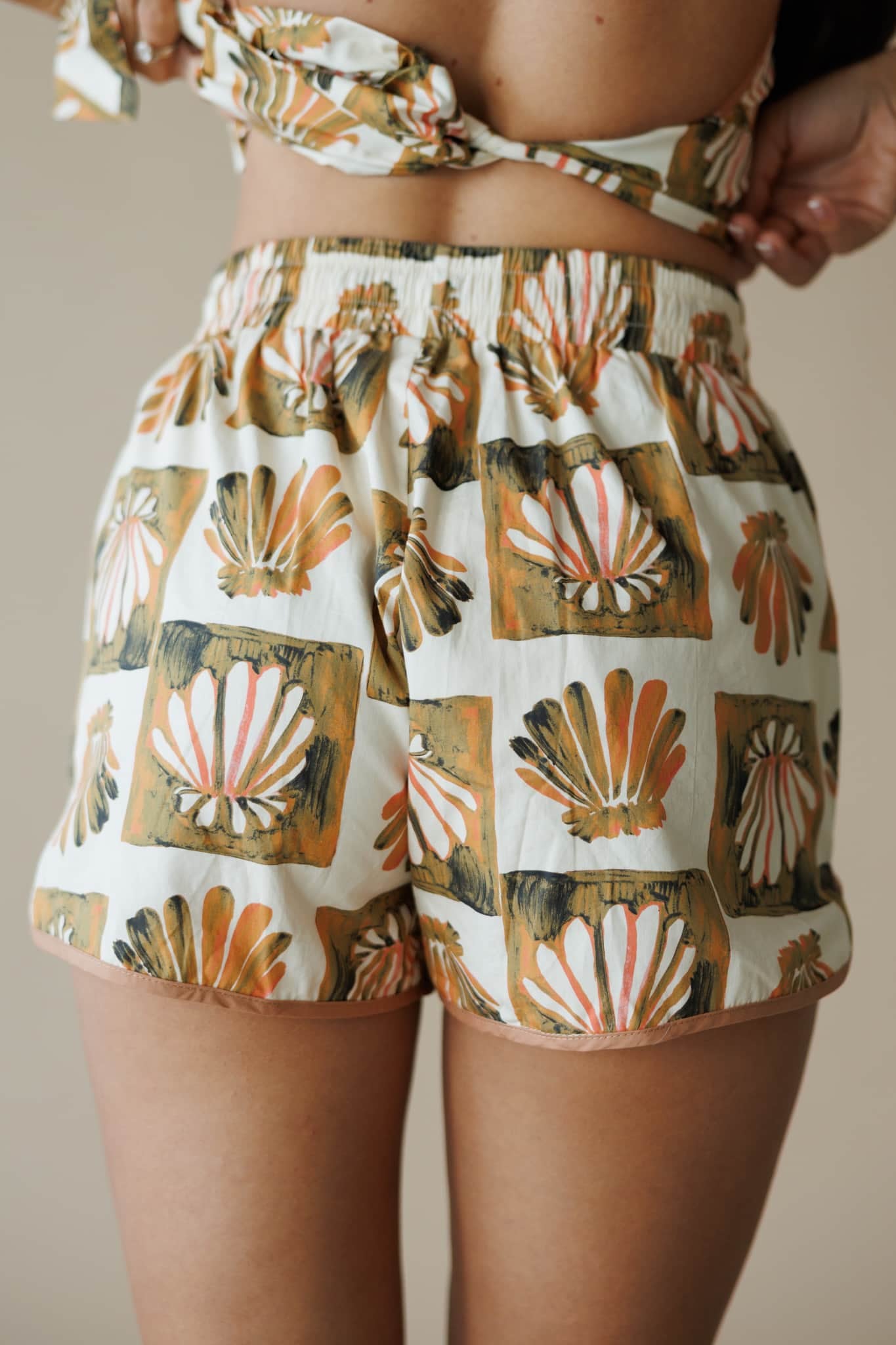 The Seashell Social Shorts