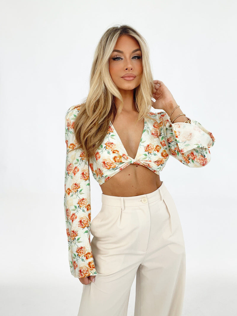 TI5413FO twist front long sleeve crop top Fore Collection