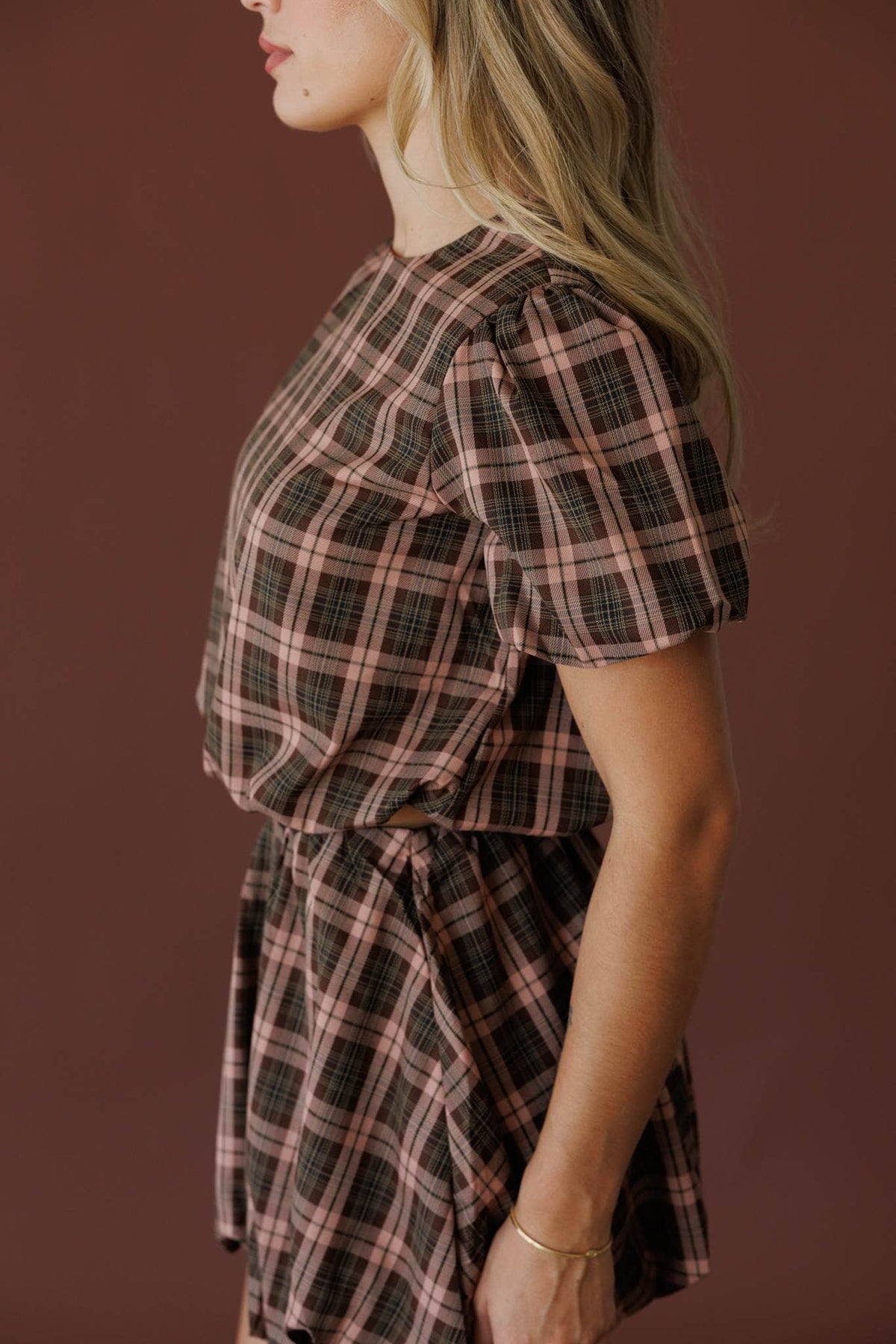 Brown plaid short sleeve top
