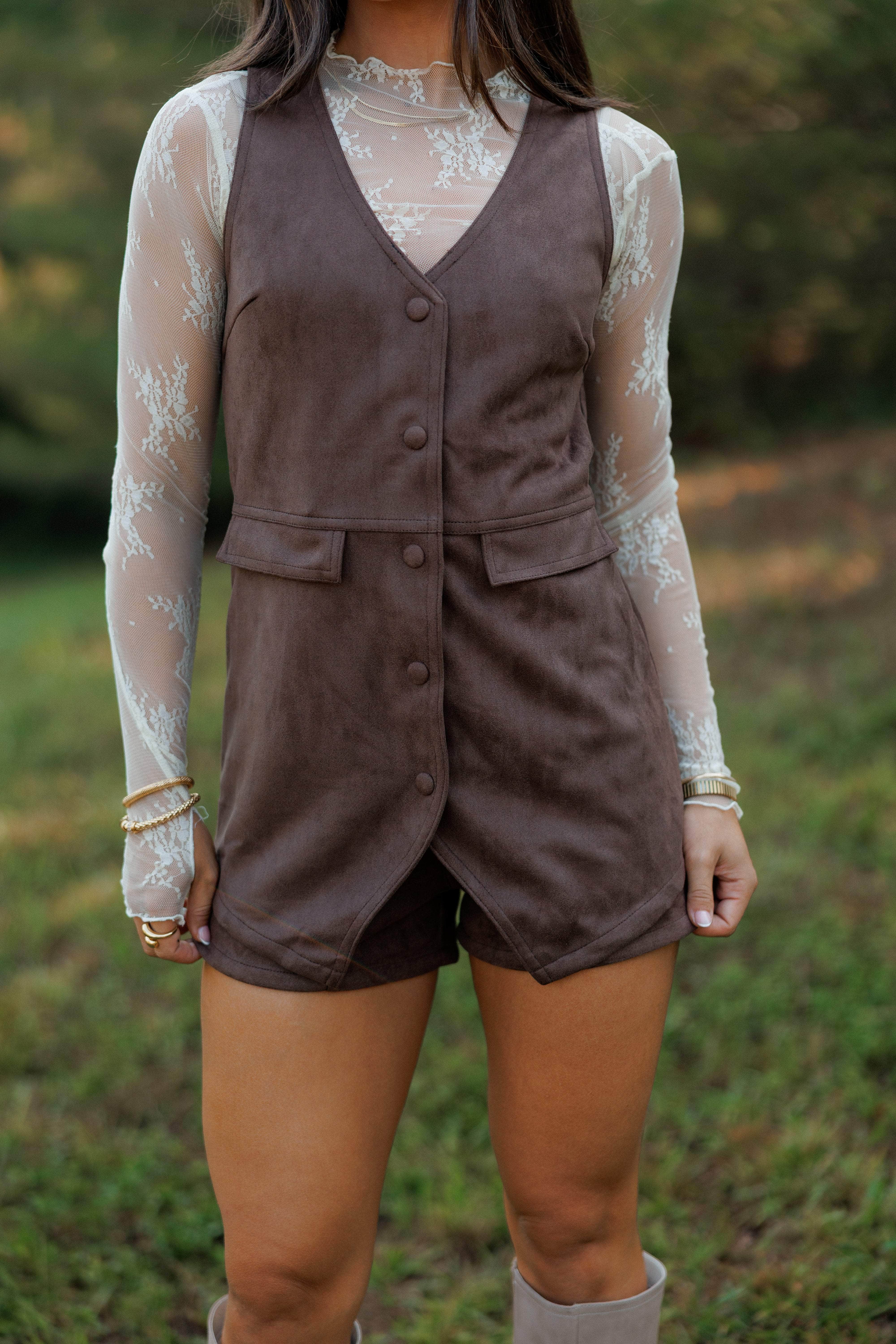 【ちょこ】ameri vintage RACETOPSET ROMPERS Suede Romper | Brown Sleeveless Cinched Waist Rompers | Lane 201