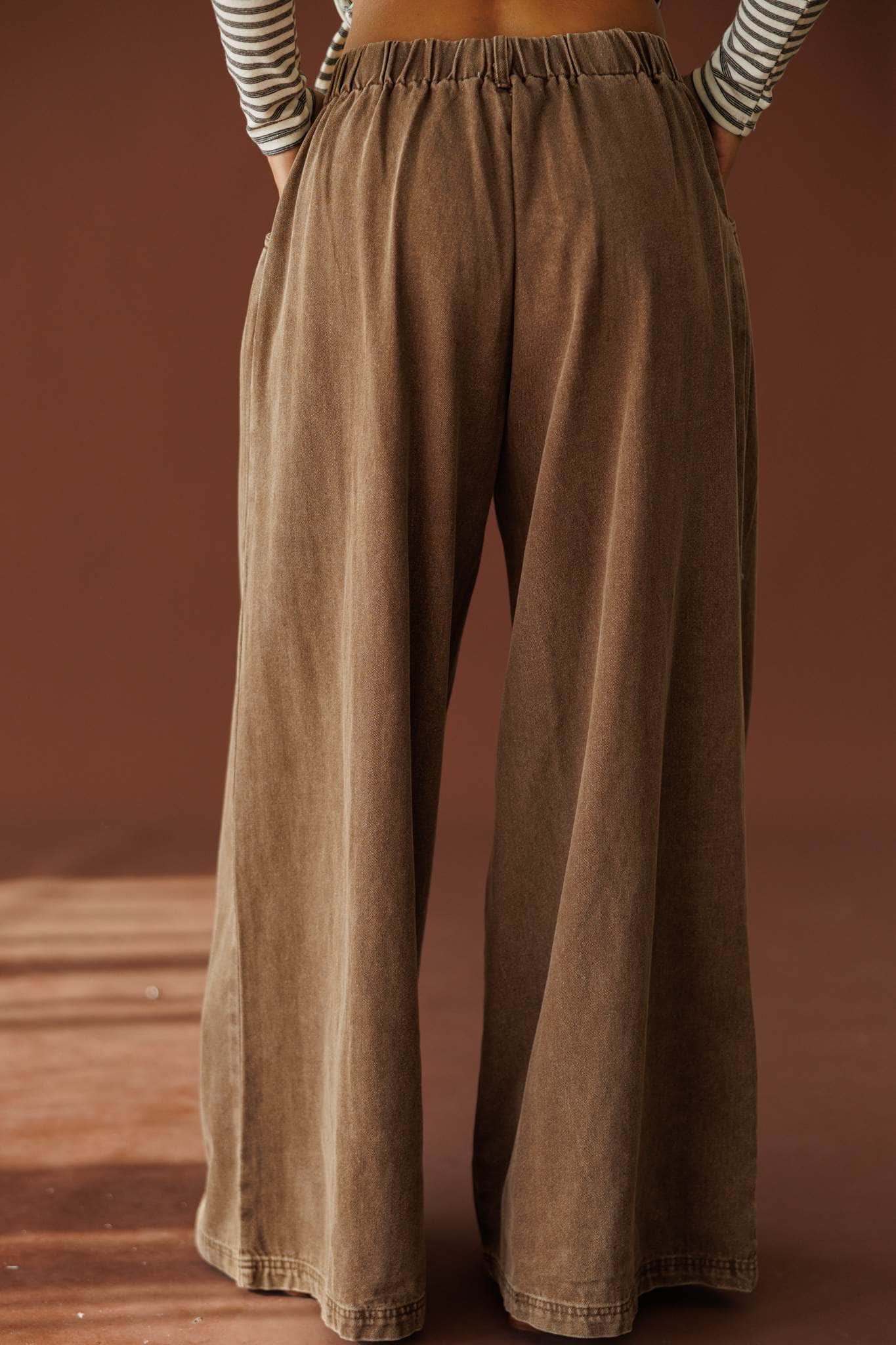 Roadside Wide Leg Pants