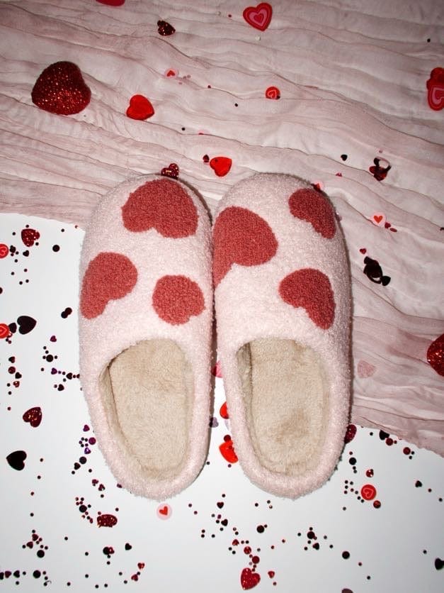 W20503244 red all over hearts slippers Miss Sparkling