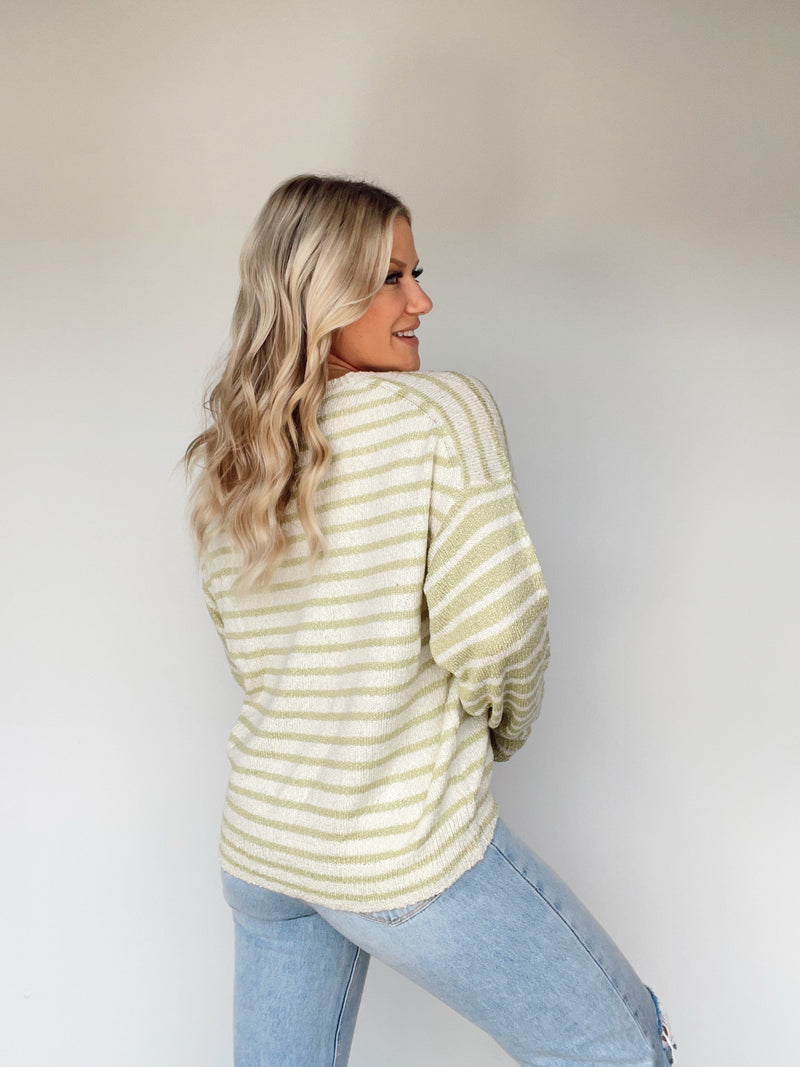 WL22-7452LN cream/lime long sleeve sweater Wishlist