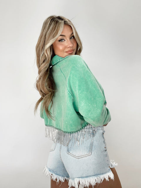 Sweater Outfitting: How to Style Your Favorite Skirts with Sweaters – Shop  the Mint