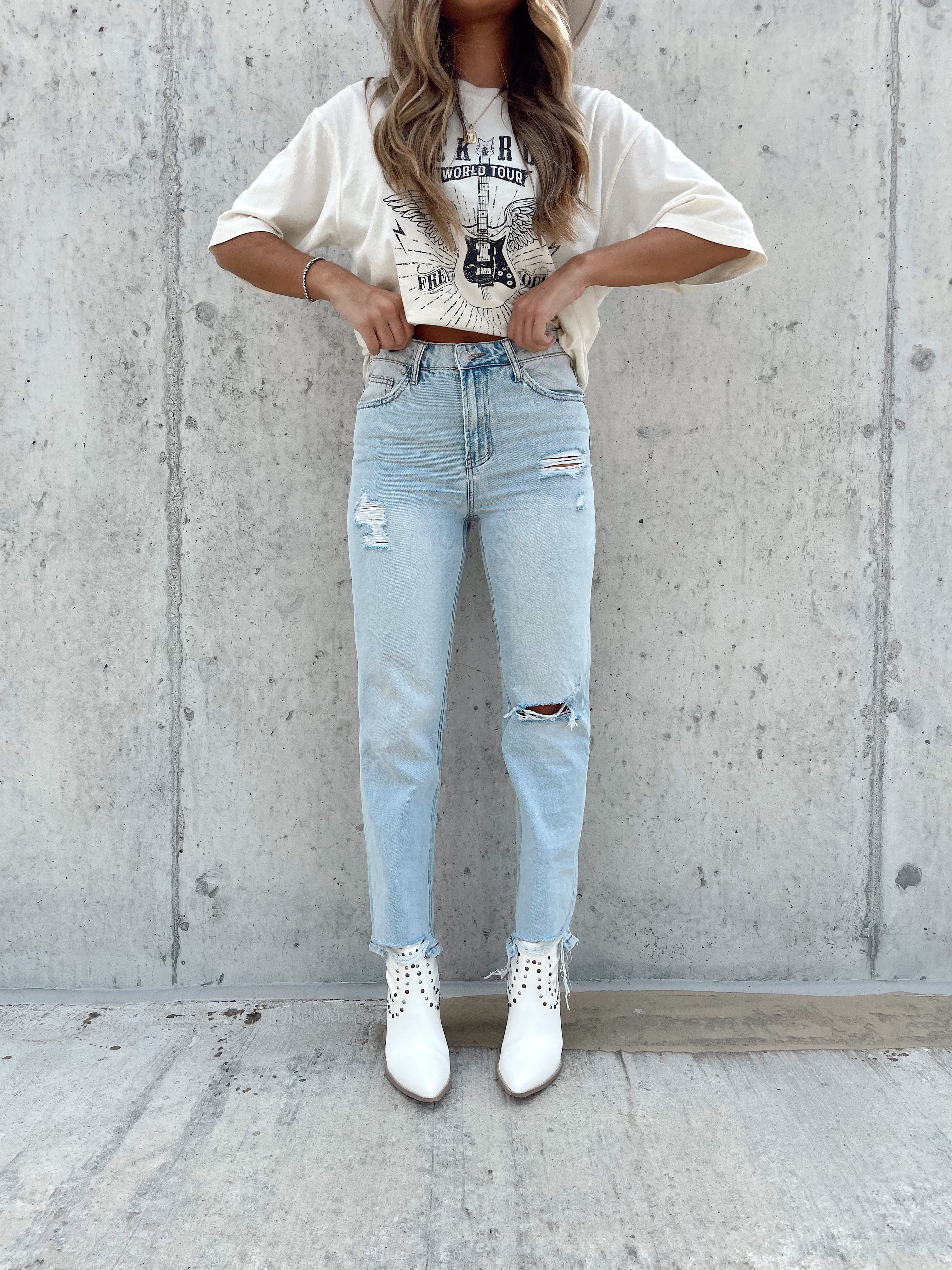 Light Wash Boyfriend Denim Vervet