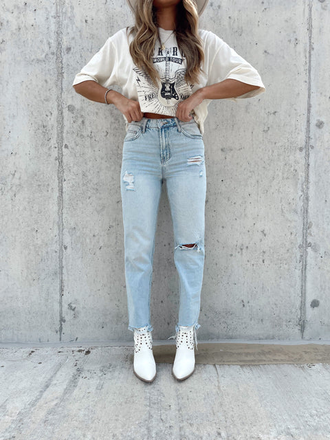 Buy Blue Jeans & Jeggings for Women by GUESS Online | Ajio.com