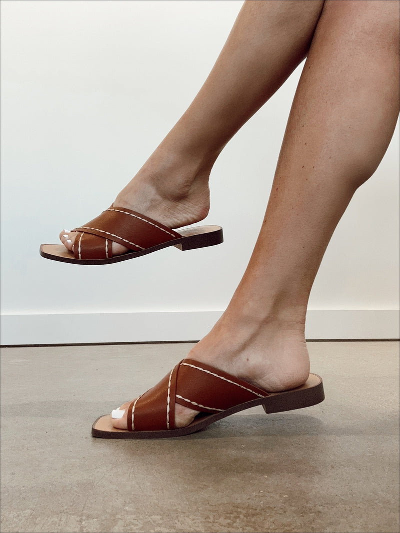 Zara mint criss cross strap flat leather sandals | Leather sandals flat,  Sandals, Strap sandals