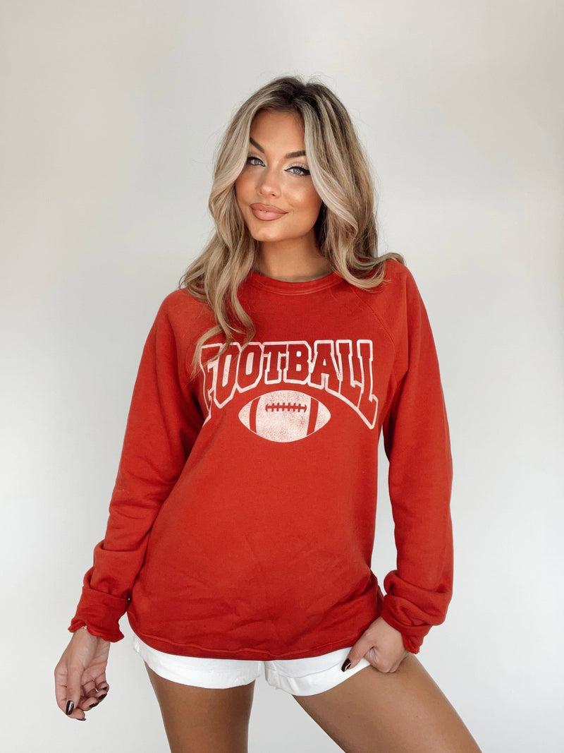 R9118 Red football graphic crewneck Oat Collective