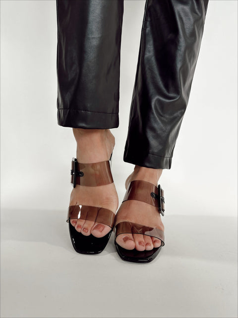 Genavive Jelly Sandal | Chinese Laundry